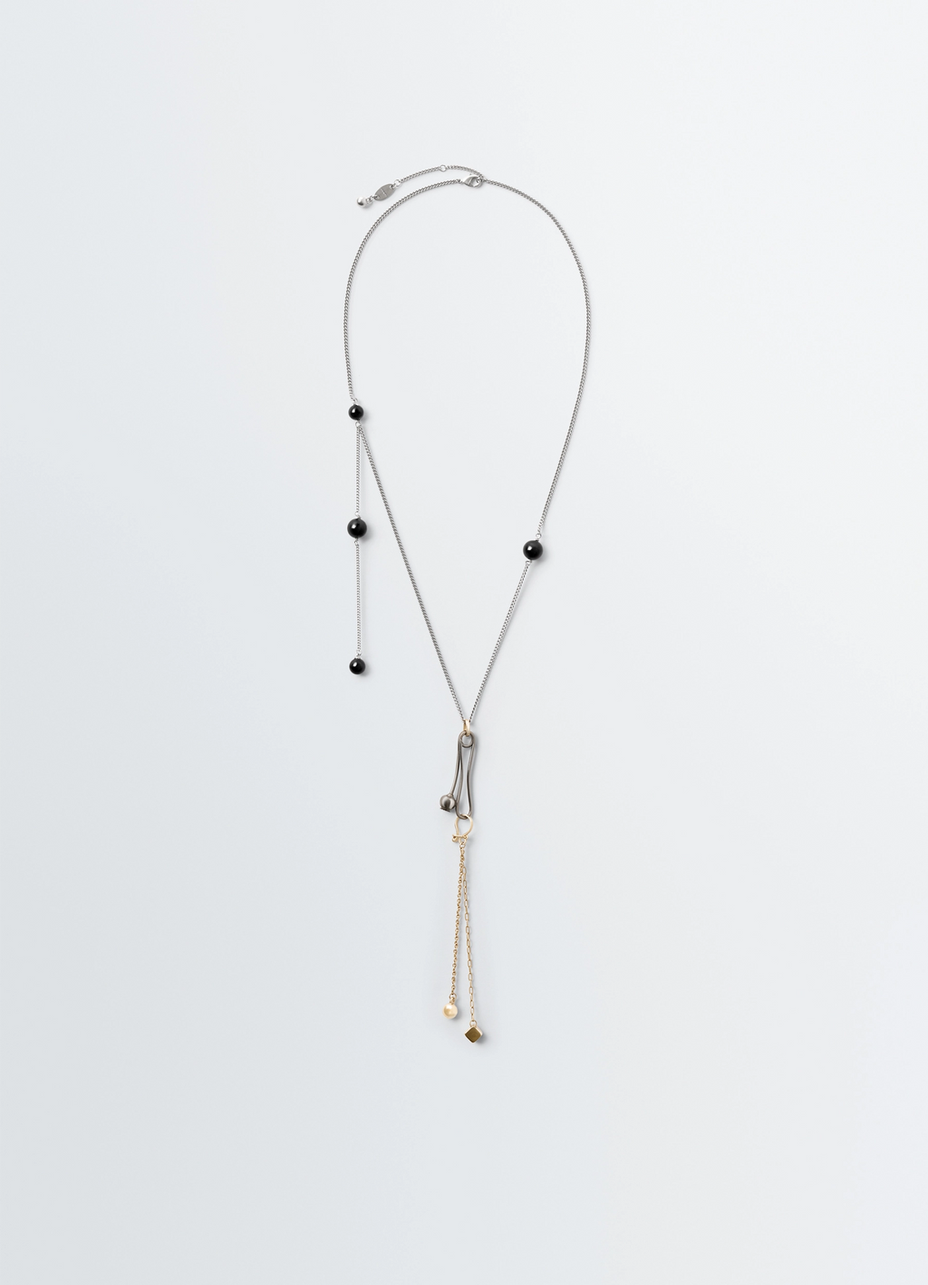 ポピーネックレス