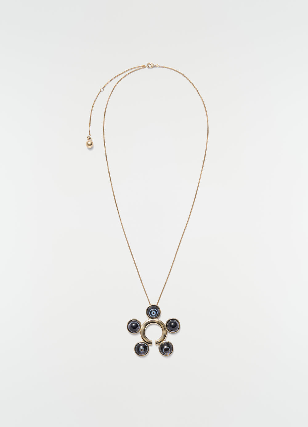 BIJOU DE VÊTEMENT ET COLLIER EN LAITON