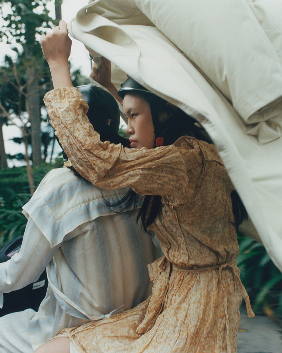 Floral dress in Beige patterned fabric, Side view Belted waist