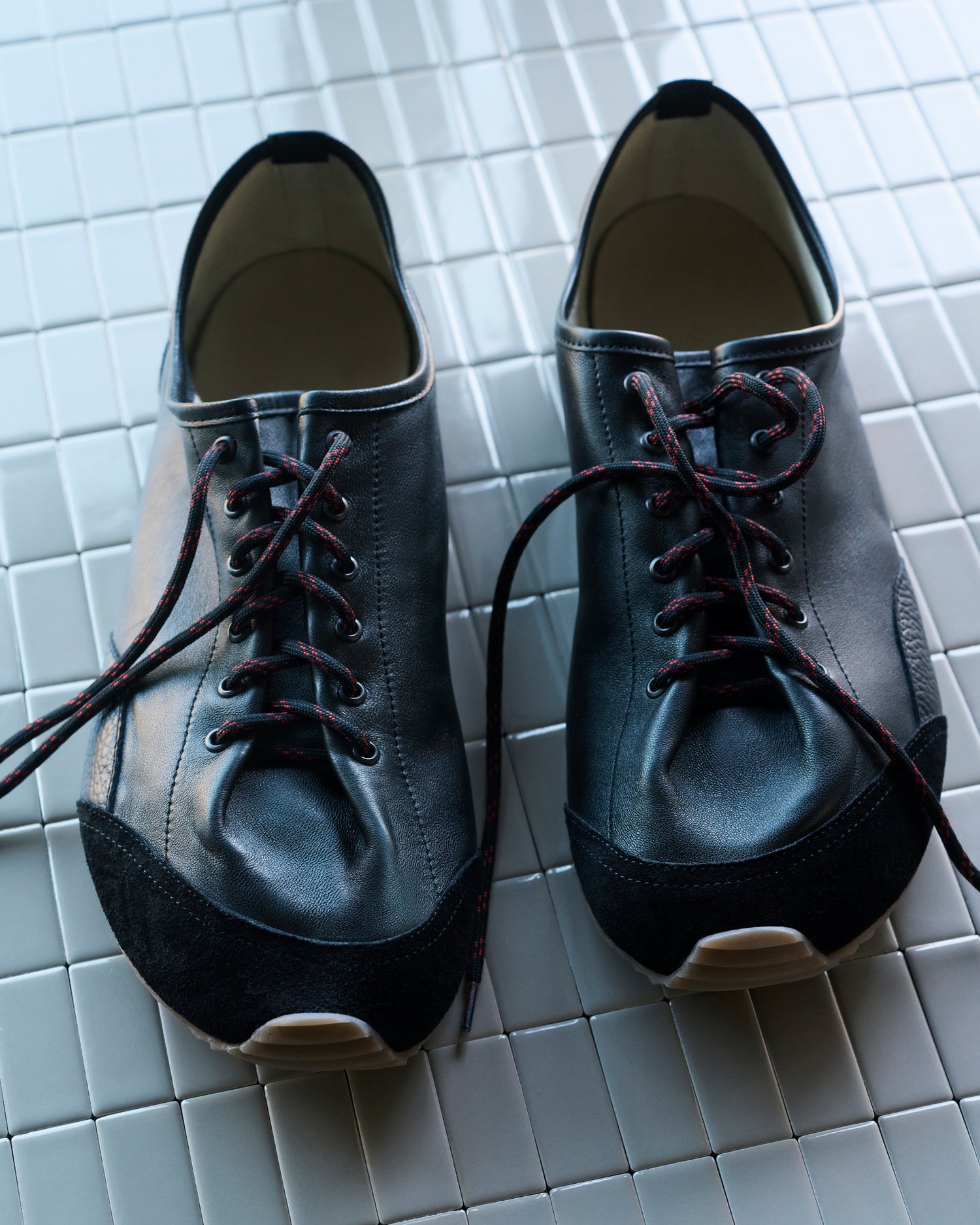 SCHUHE