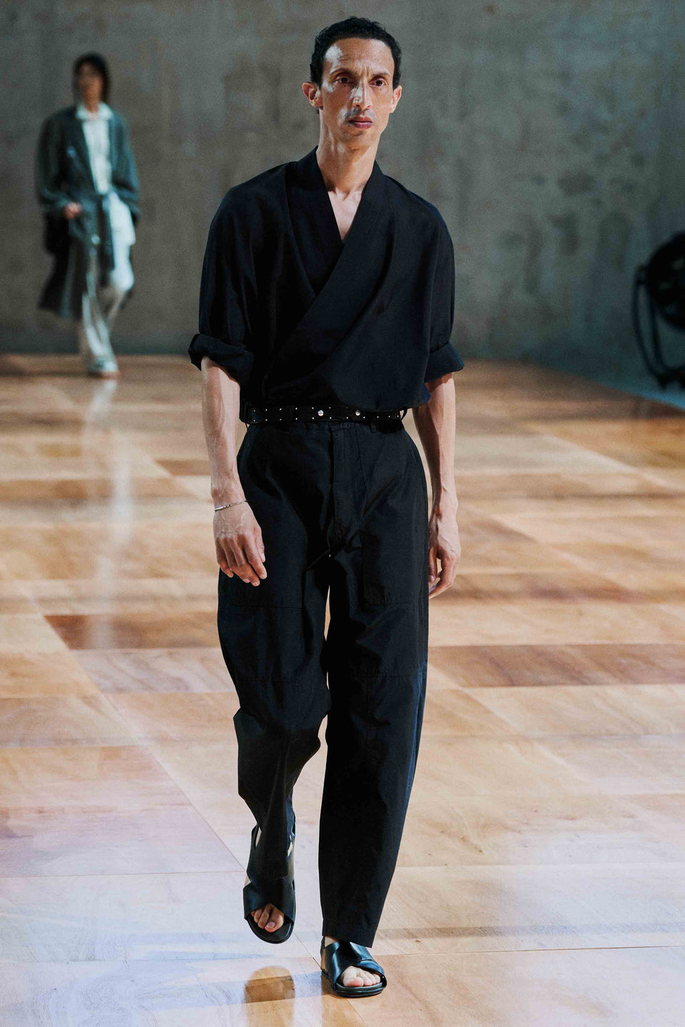 LOOK 3