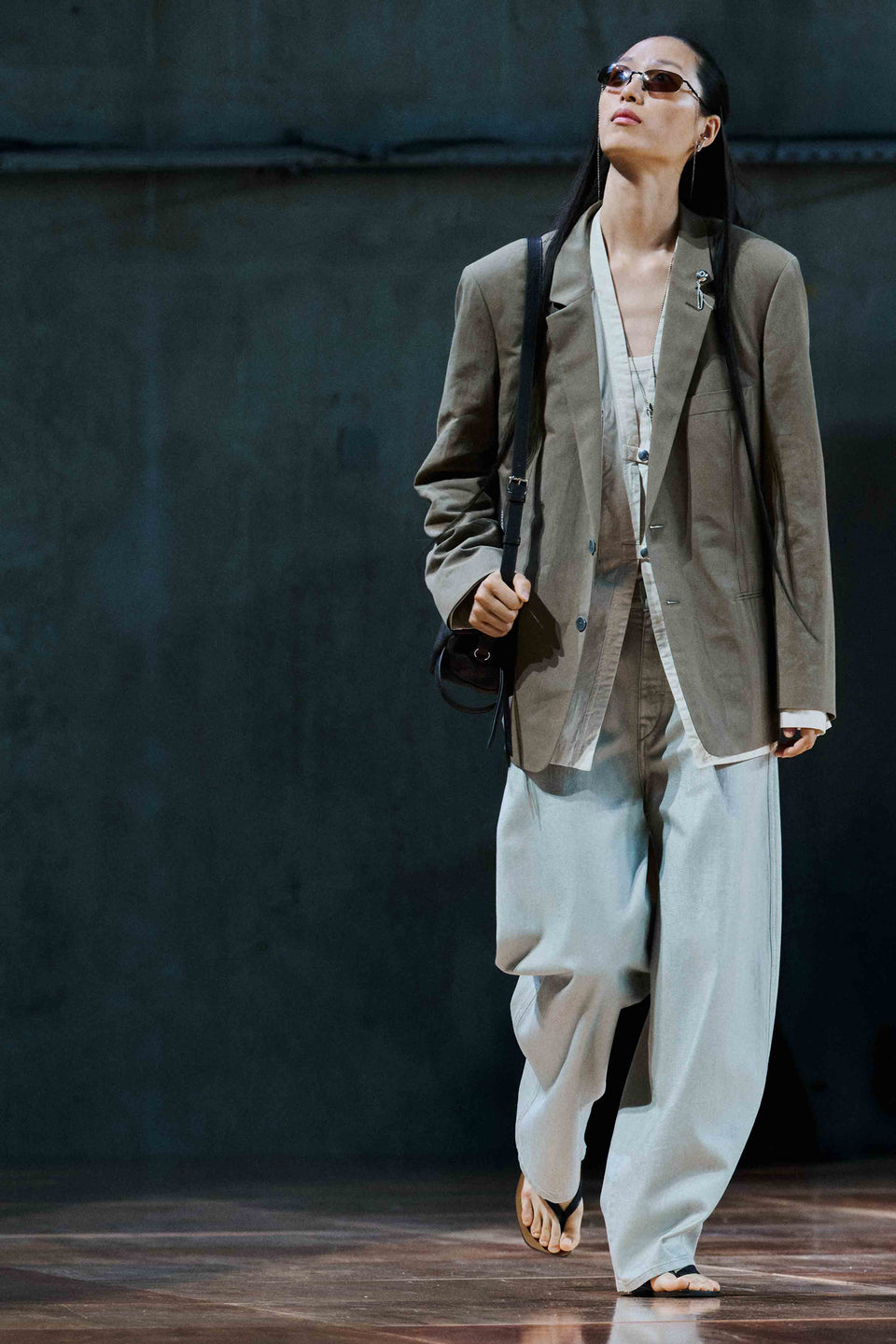 LOOK 9