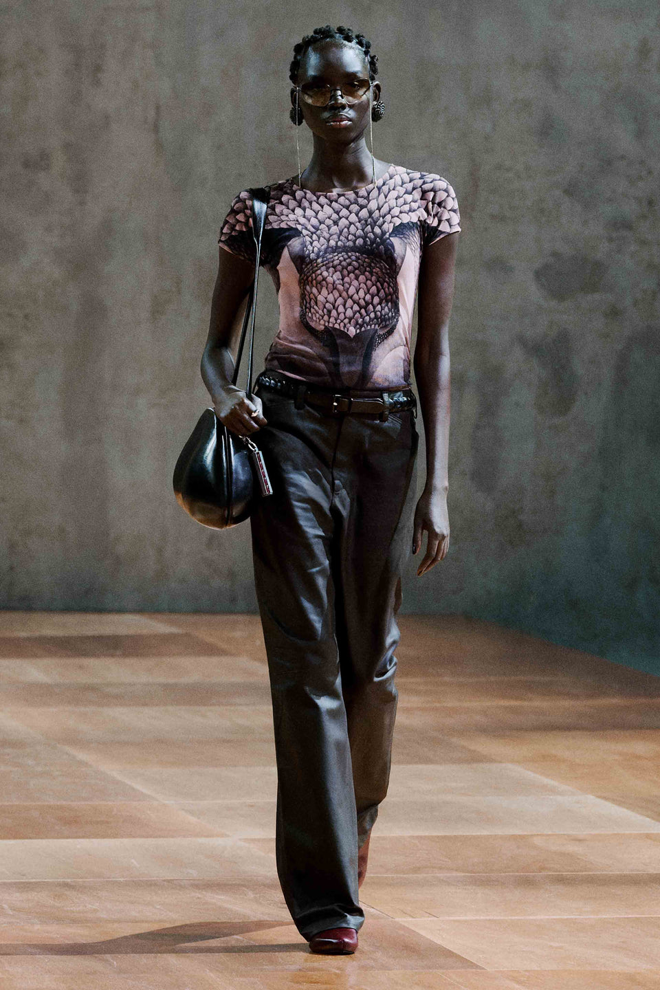 LOOK 17