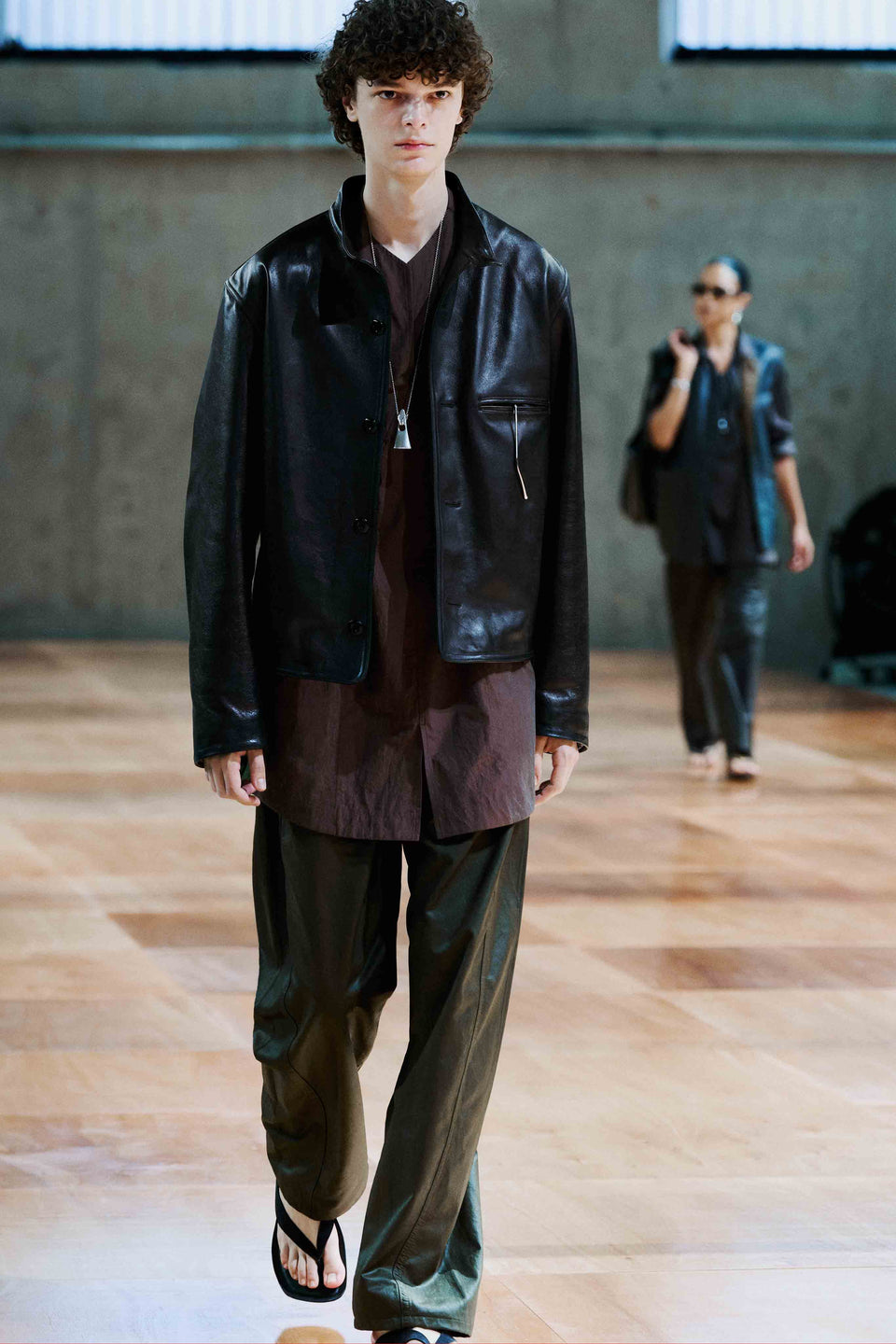 LOOK 18