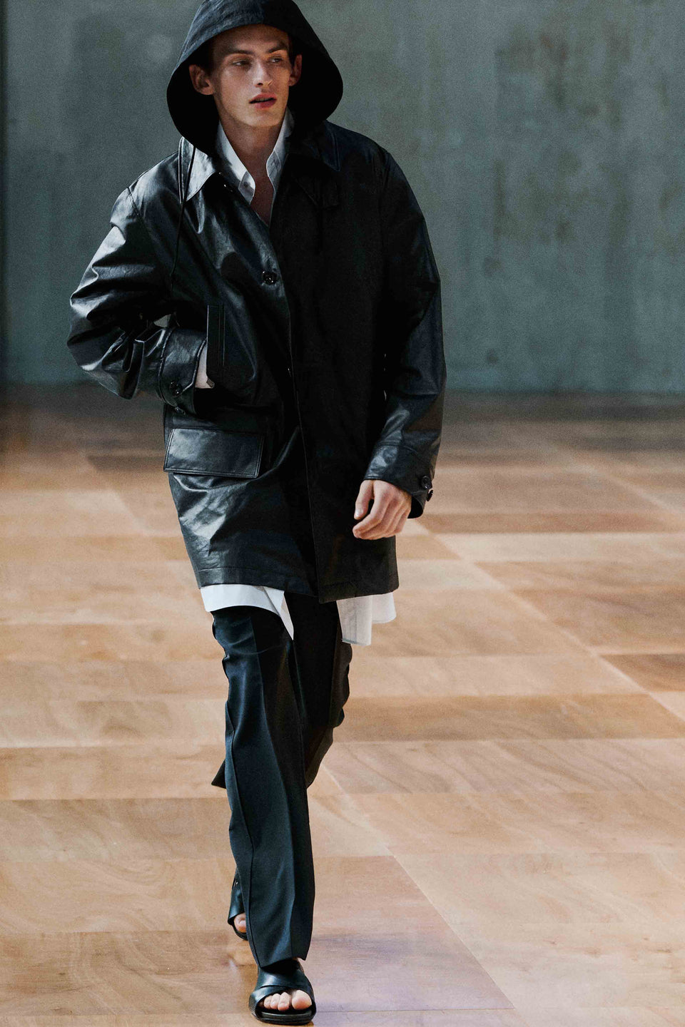 LOOK 28