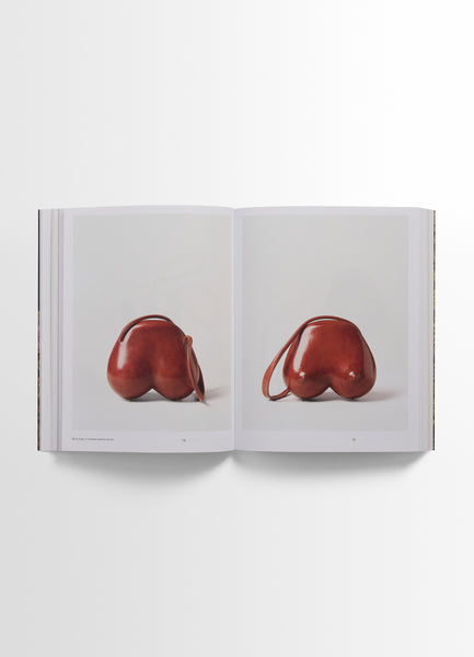 Carlos Peñafiel Book LEMAIRE