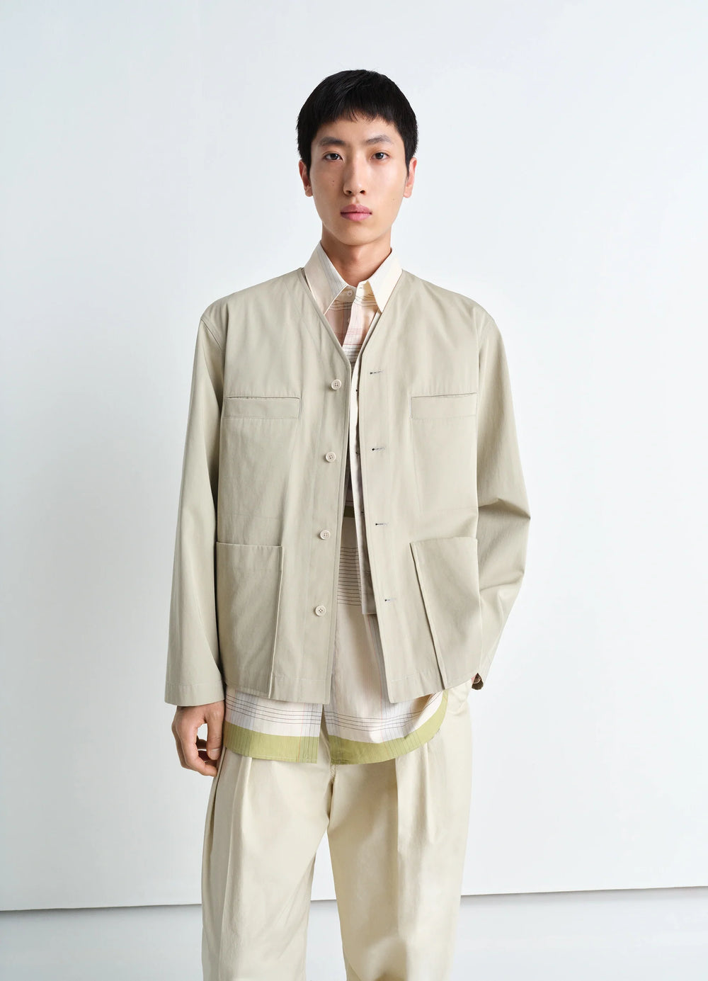 Collarless Overshirt in Beige Compact Cotton Twill, model shot, front view V-neck, stitched pockets