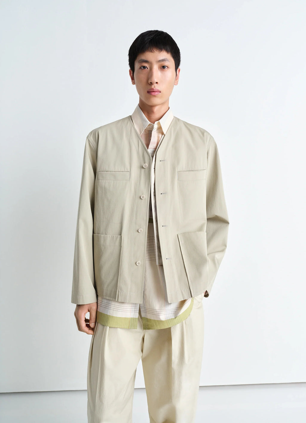 KRAGENLOSES OVERSHIRT