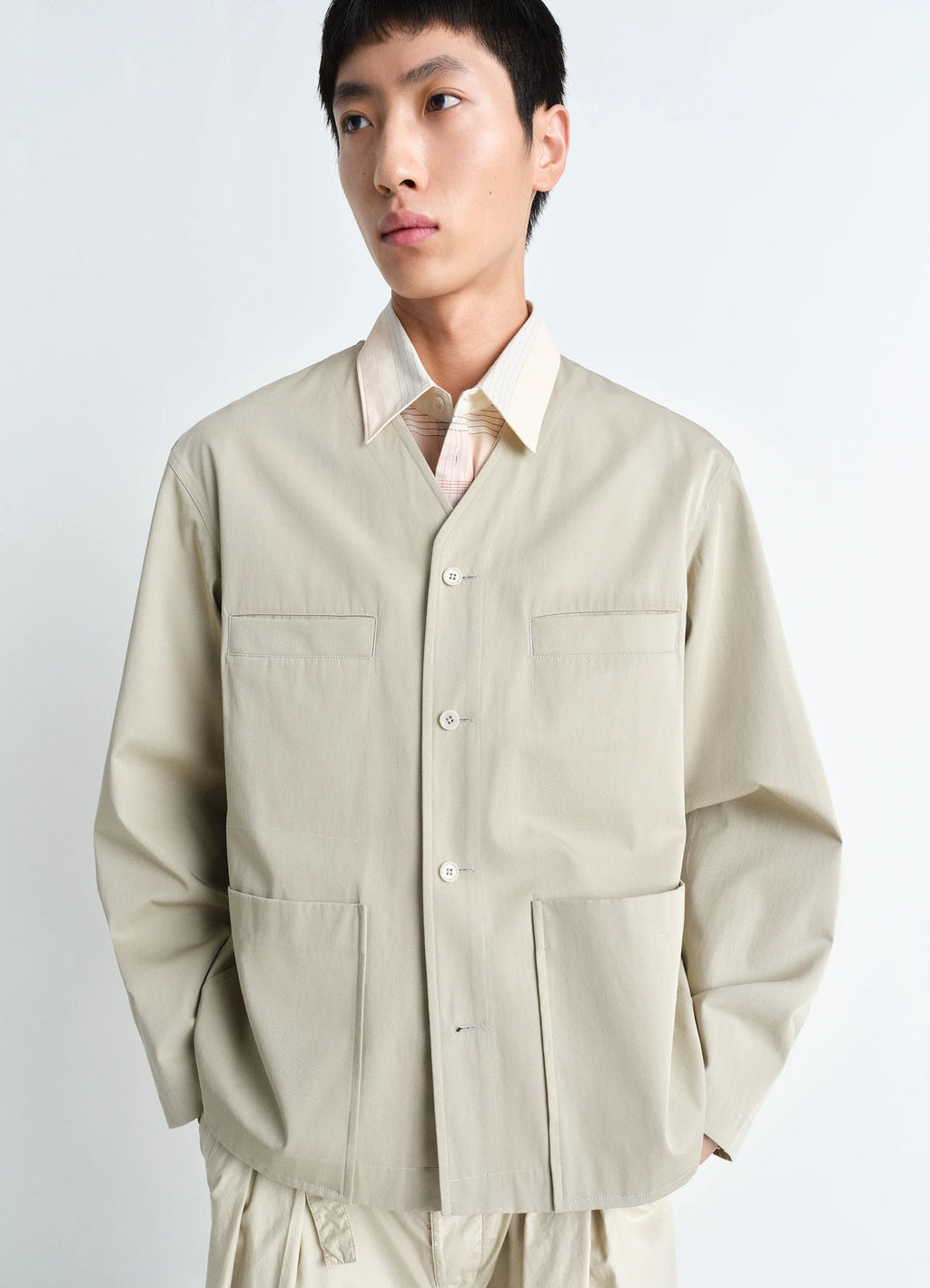 KRAGENLOSES OVERSHIRT