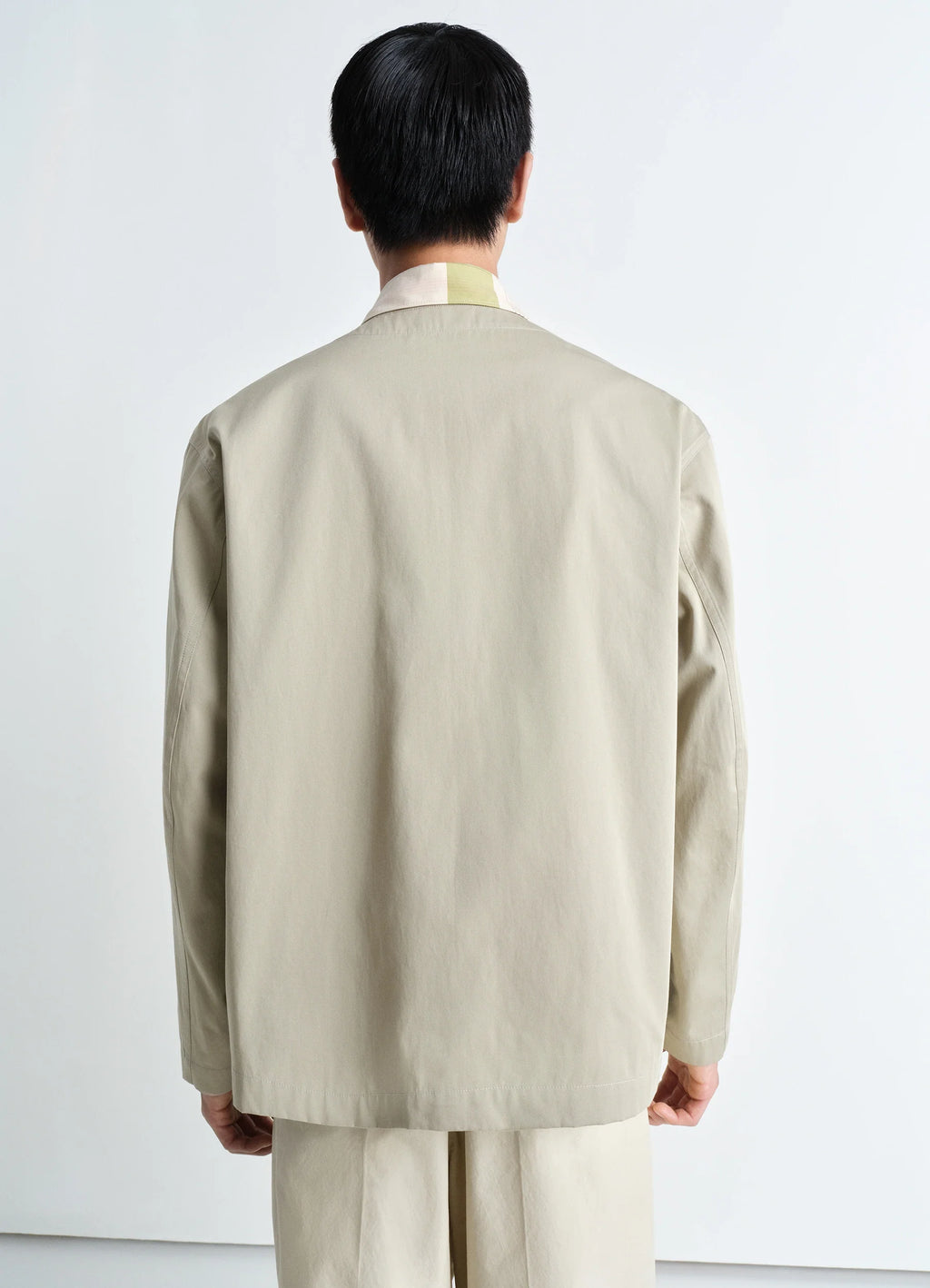 KRAGENLOSES OVERSHIRT