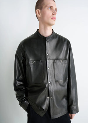Leather Collarstand Overshirt in Nappa Lamb Leather, model shot, Front side view Collarless glossy finish