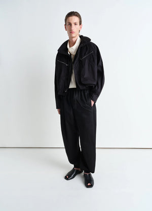 Parachute Blouson in Black VENTILE® Cotton, model shot, front view boxy oversized fit