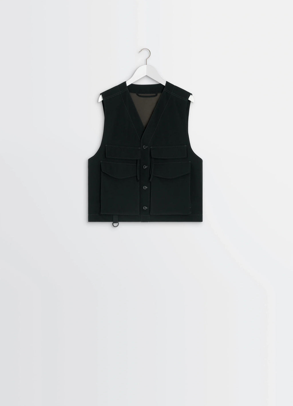 UTILITY GILET in light wool twill, product shot, hanging view shoulder seam focus