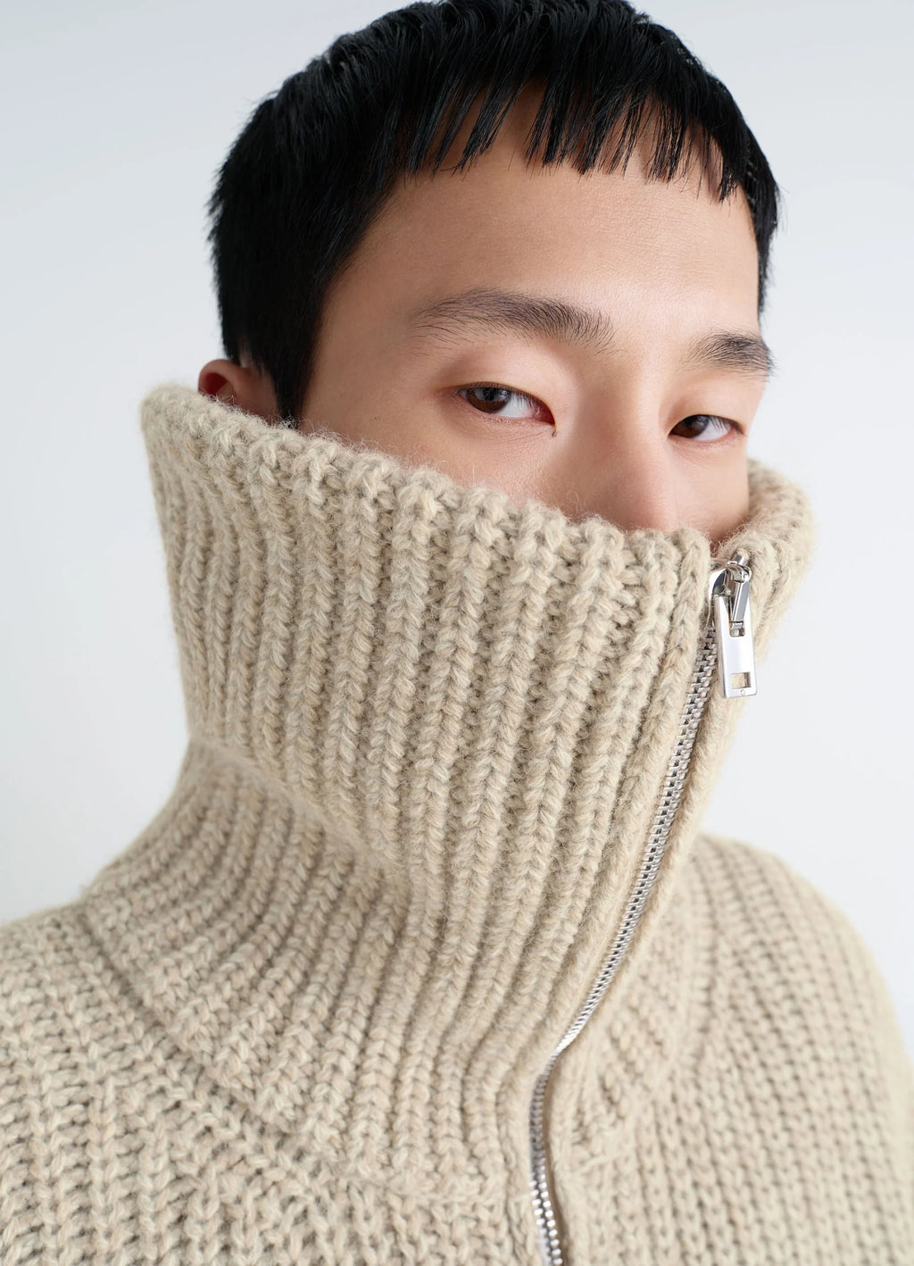 Zipped Cardigan in Alpaca and Yak Wool, model shot, close-up front high zipped collar