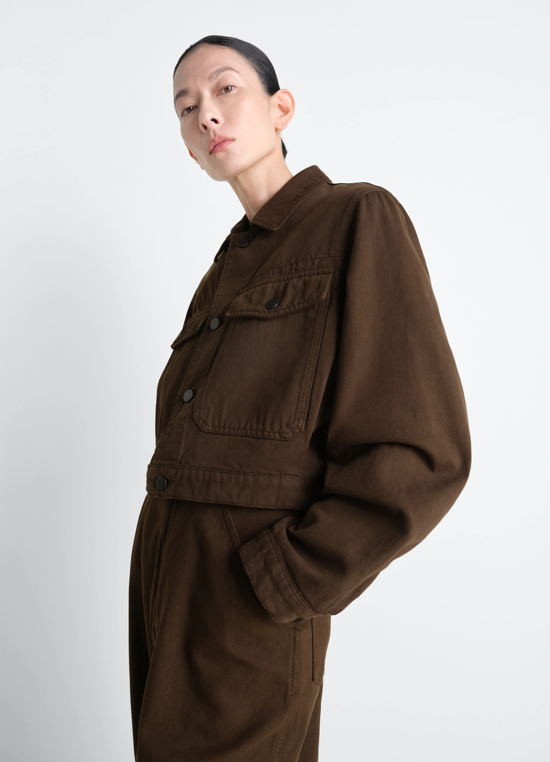 CROPPED BLOUSON IN DYED HEAVY BROKEN TWILL - Cacao - Dyed Heavy