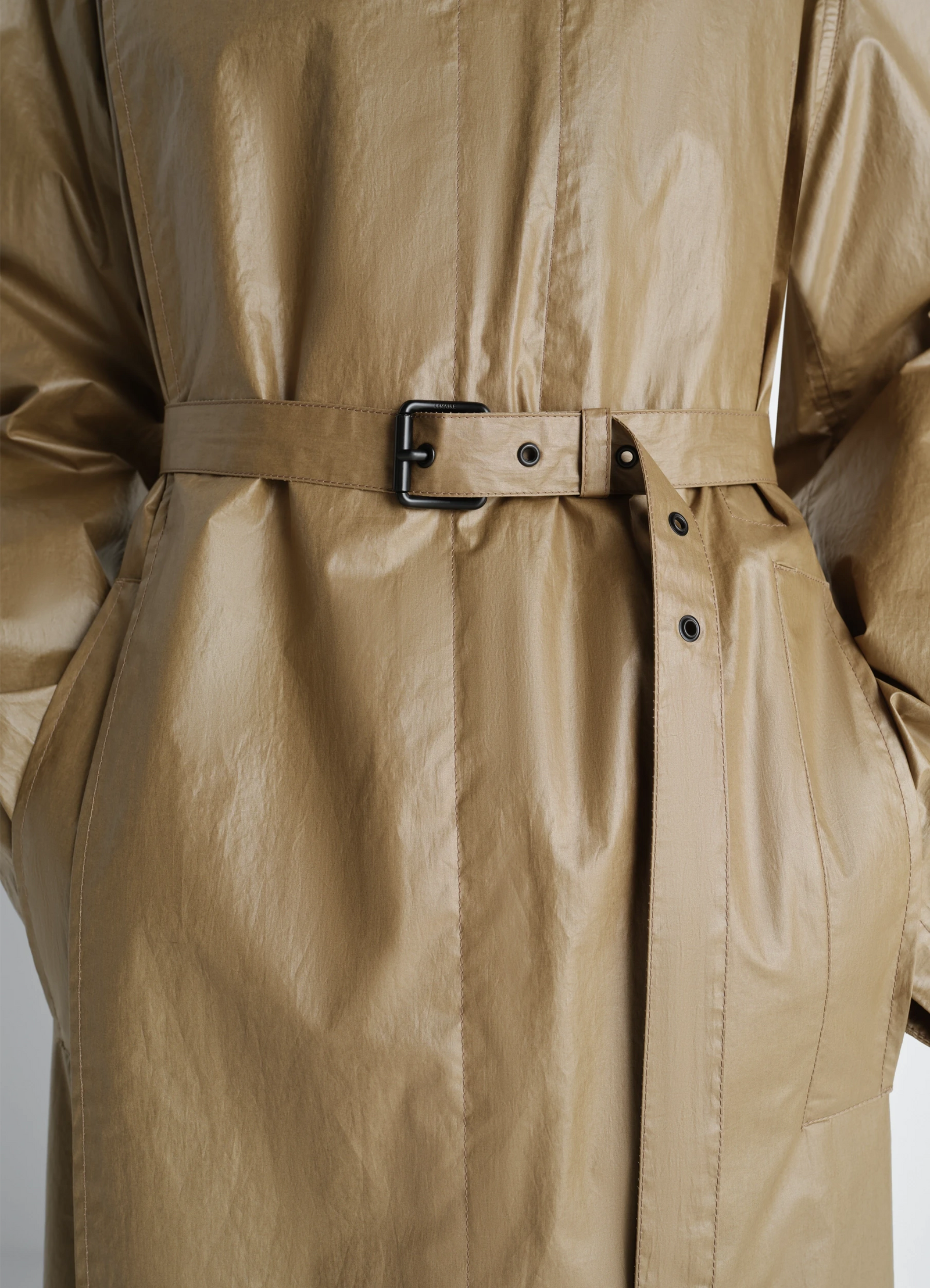 Light wrap coat in light coated cotton