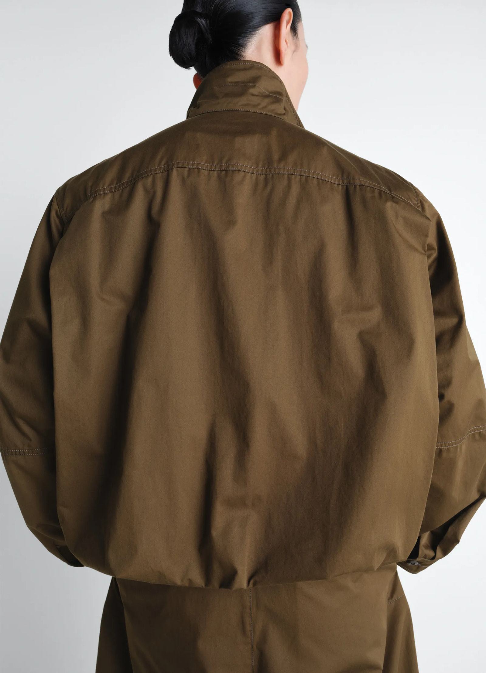 Soft pleated blouson in cotton satin, model shot, back view pleated back detail