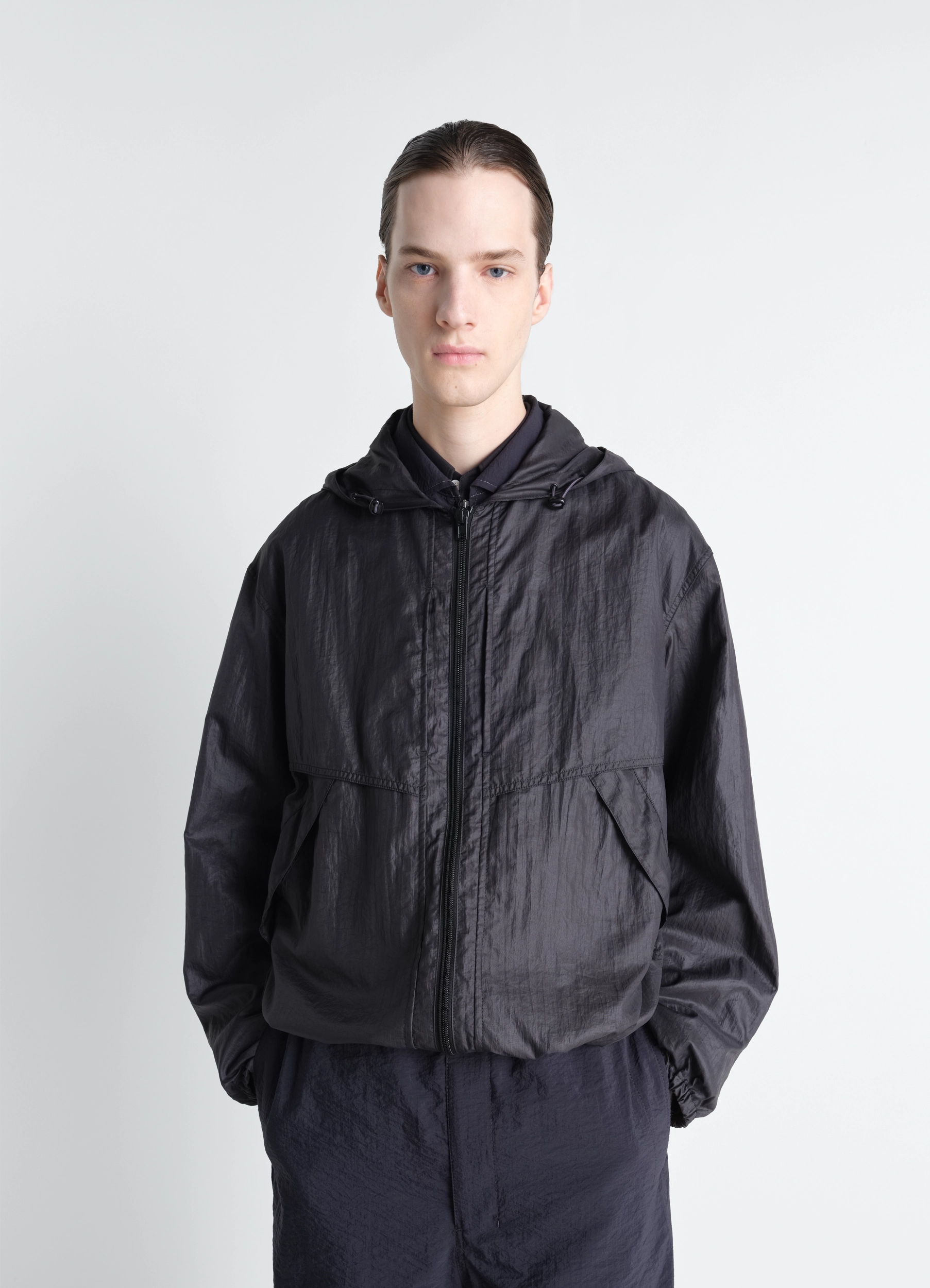WINDBREAKER IN LIGHT NYLON - Ash Black - Water Repellent Light