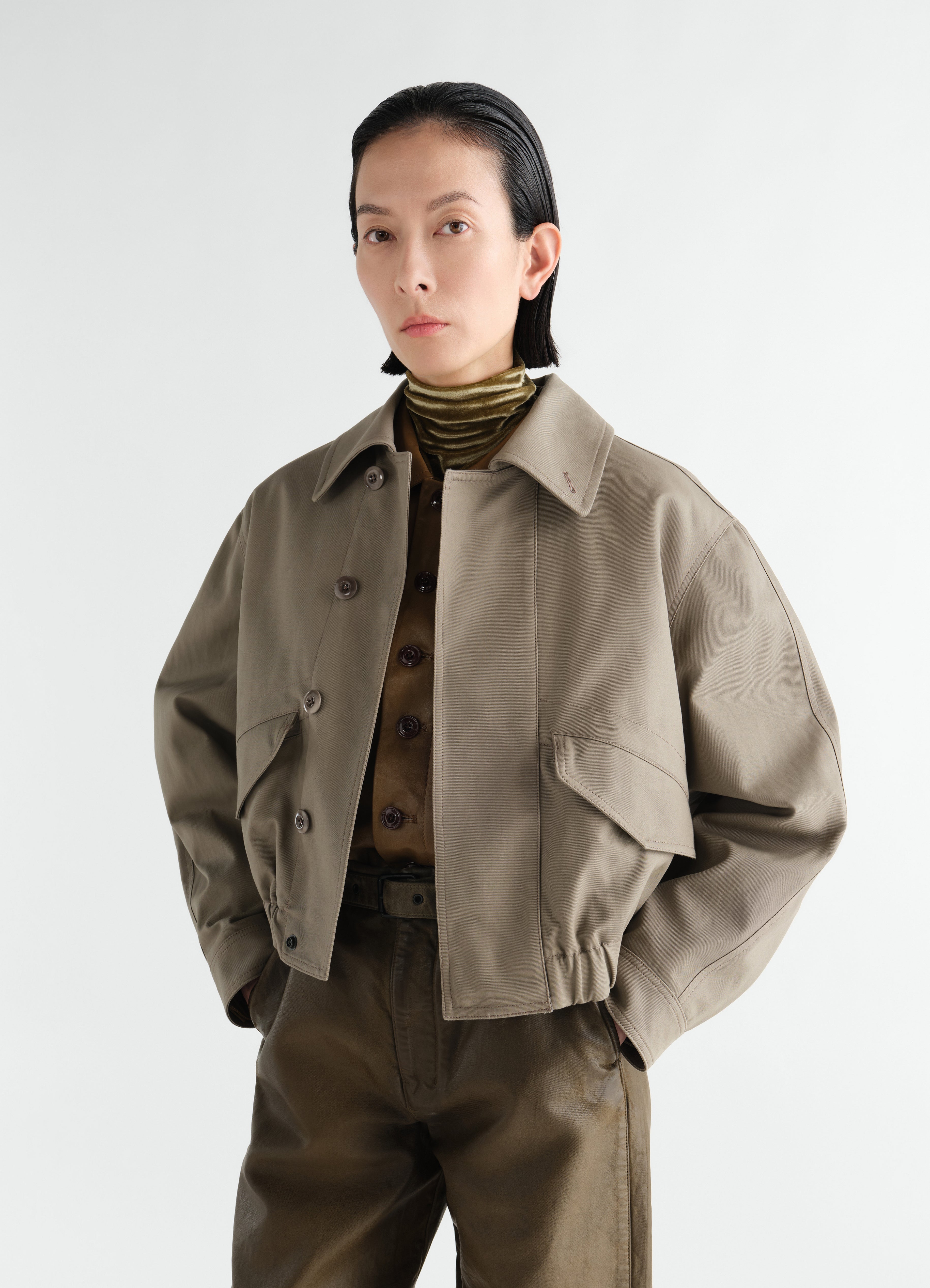 SHORT BLOUSON IN HEAVY COTTON TWILL