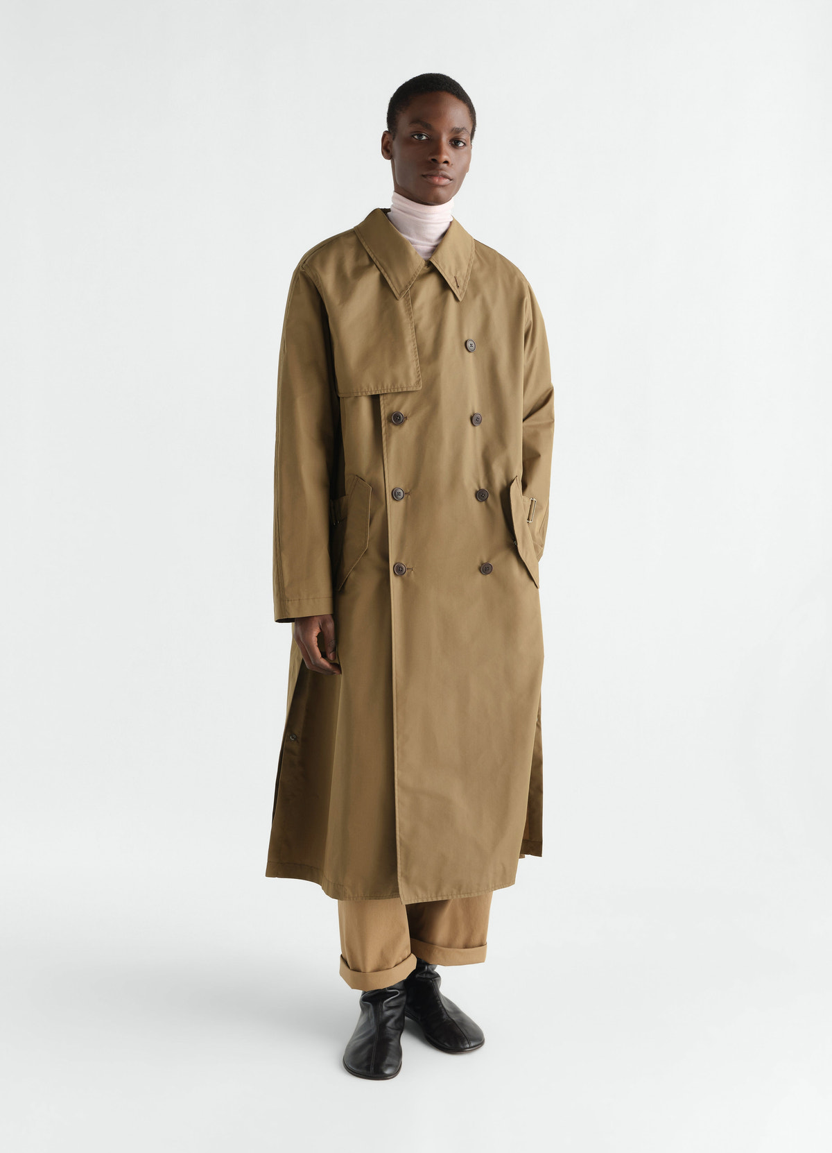 Light brown water-repellent cotton gabardine trench coat lemaire worn by model front view full length