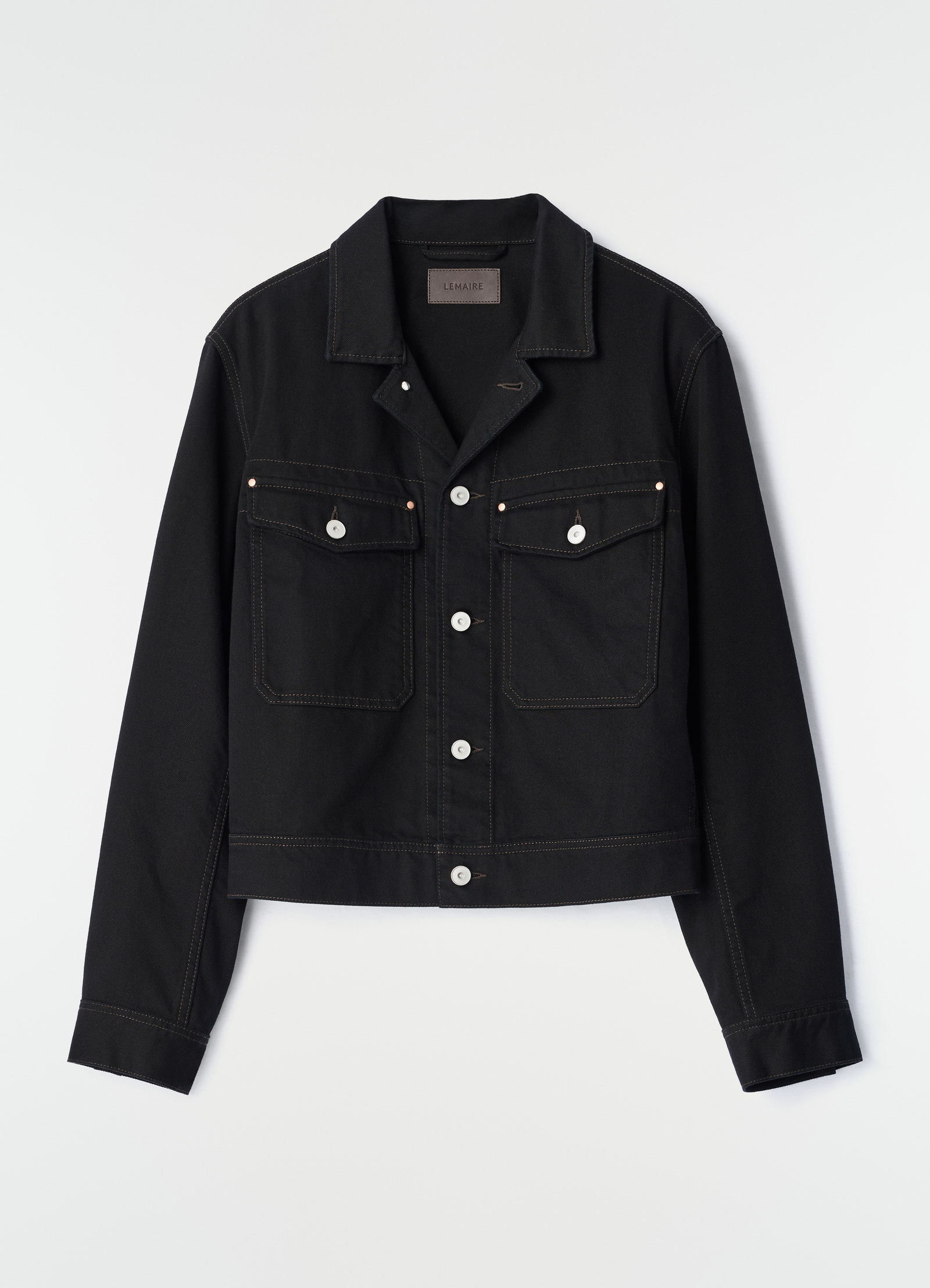 Trucker jacket in denim