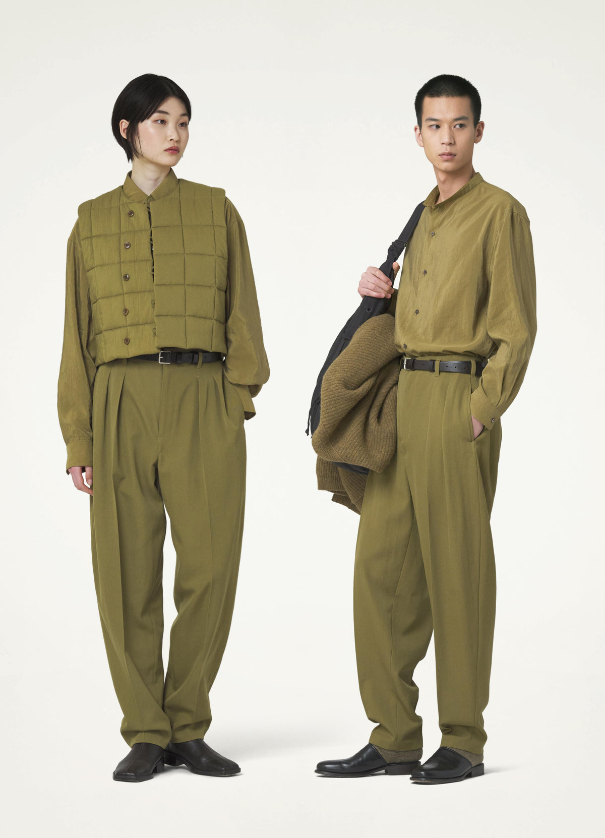 Pleated Tapered Pants in Olive Wool Gabardine, model shot, Front view Wide leg, belt-adjusted