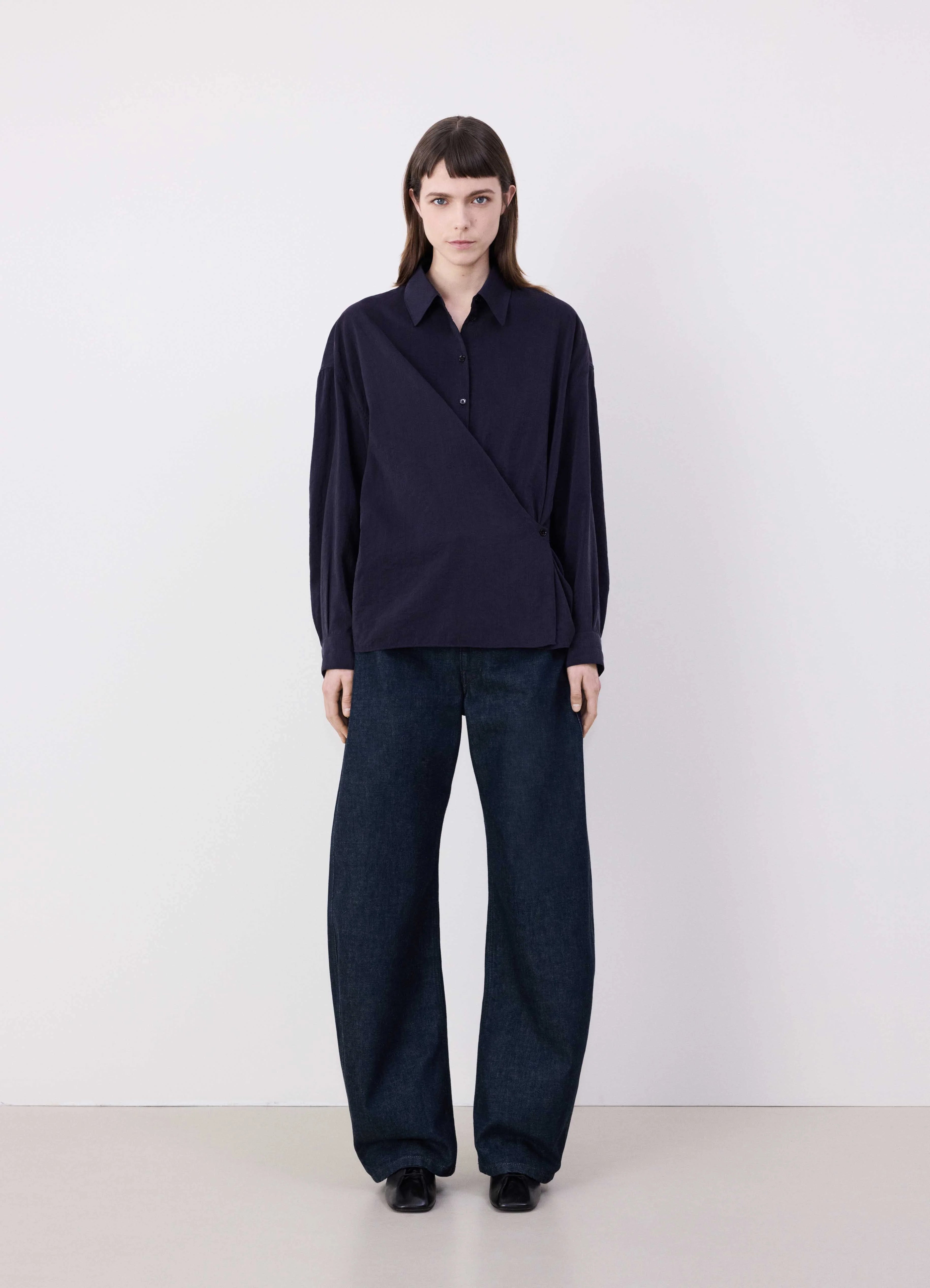 MIDNIGHT VIOLET Straight collar twisted shirt | LEMAIRE 