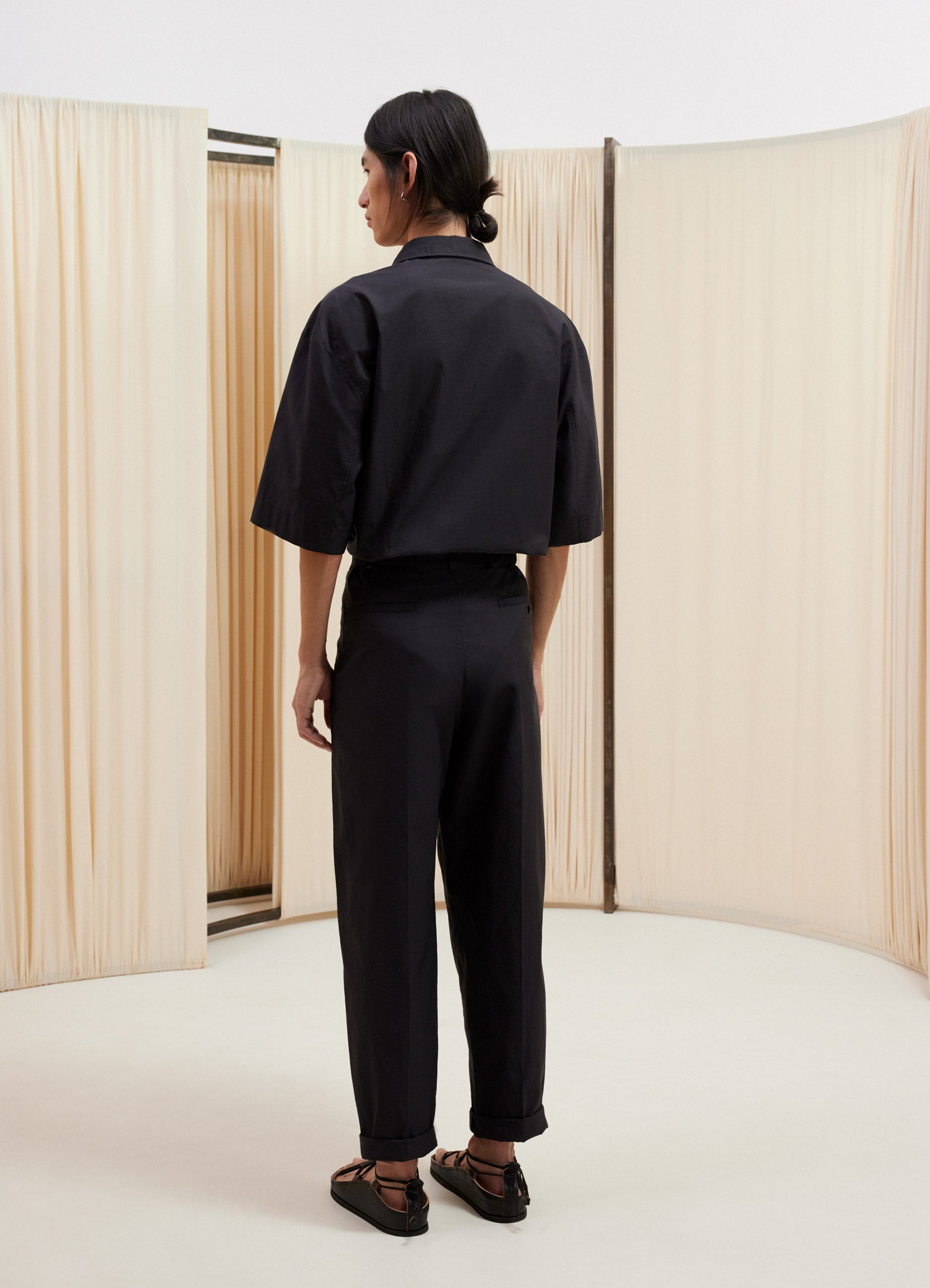 Smoky Green Tailored Pleated Pants in Light Wool | LEMAIRE