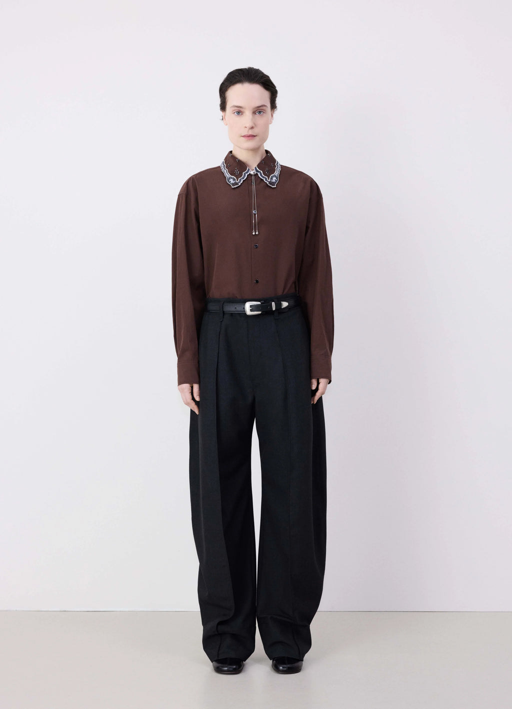 Lemaire Curved Volume Tailored Pant in Mélange Poly-Wool Twill, model shot, front view balloon-like oversized leg