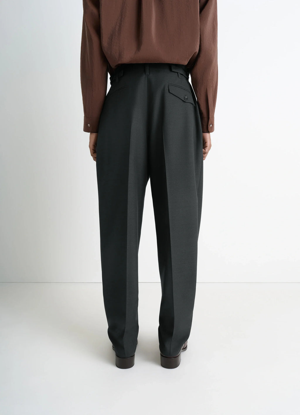 Lemaire Pleated Pants in Tropical Wool-Blend, model shot, back view dual back pockets