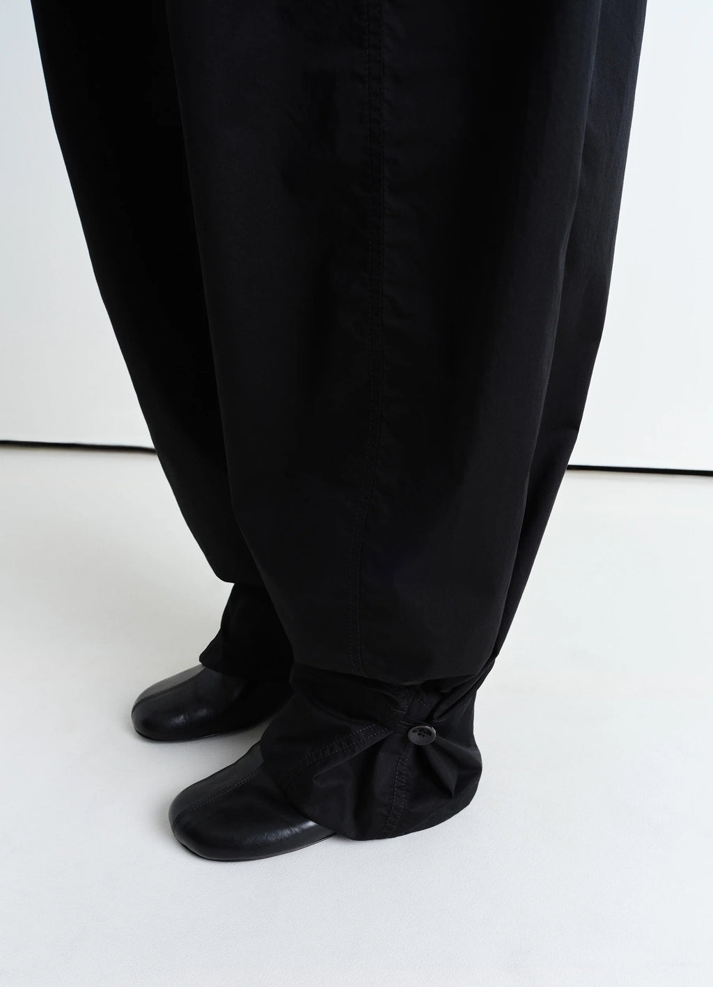 ソフト ボリューム パンツ