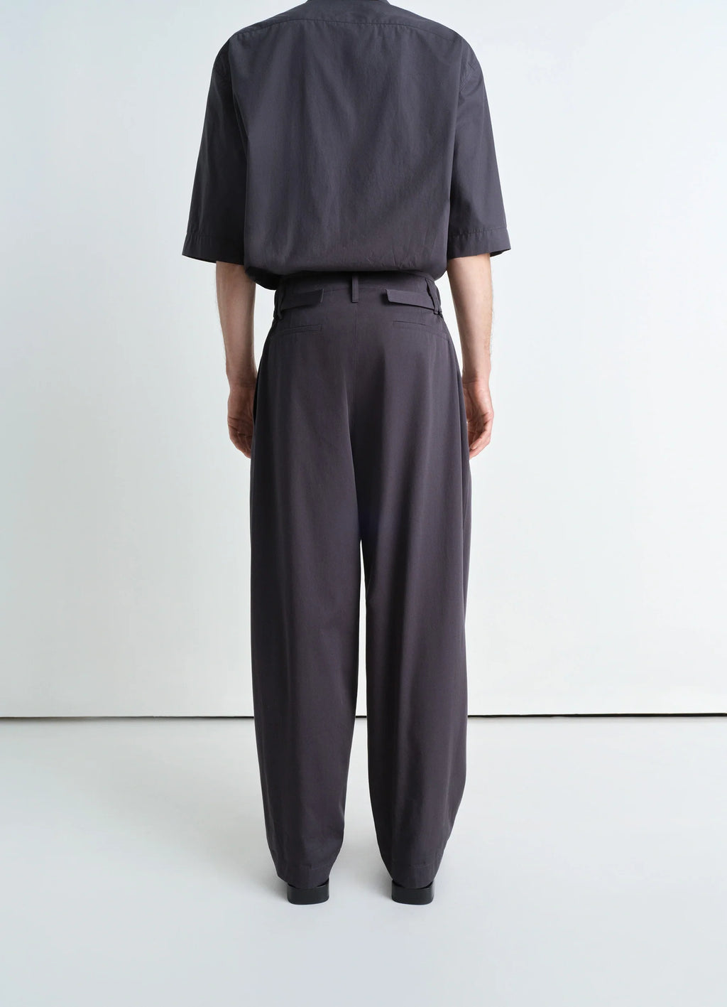 マキシ プリーツ パンツ