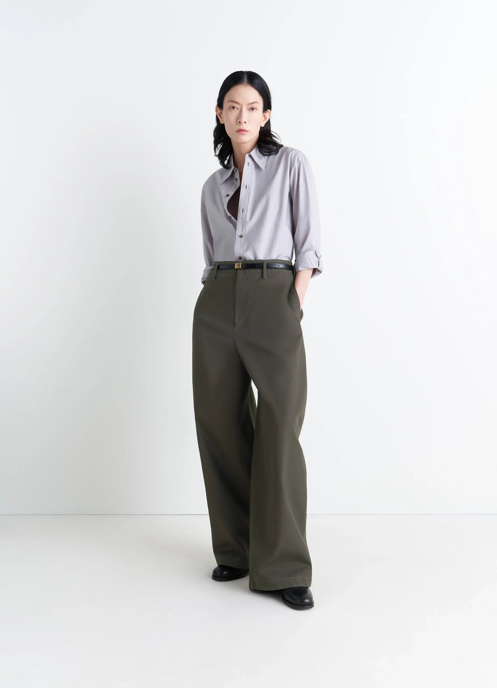 Lemaire Large Chino Pants in Dark Olive Cotton Twill, model shot, front view oversized wide leg