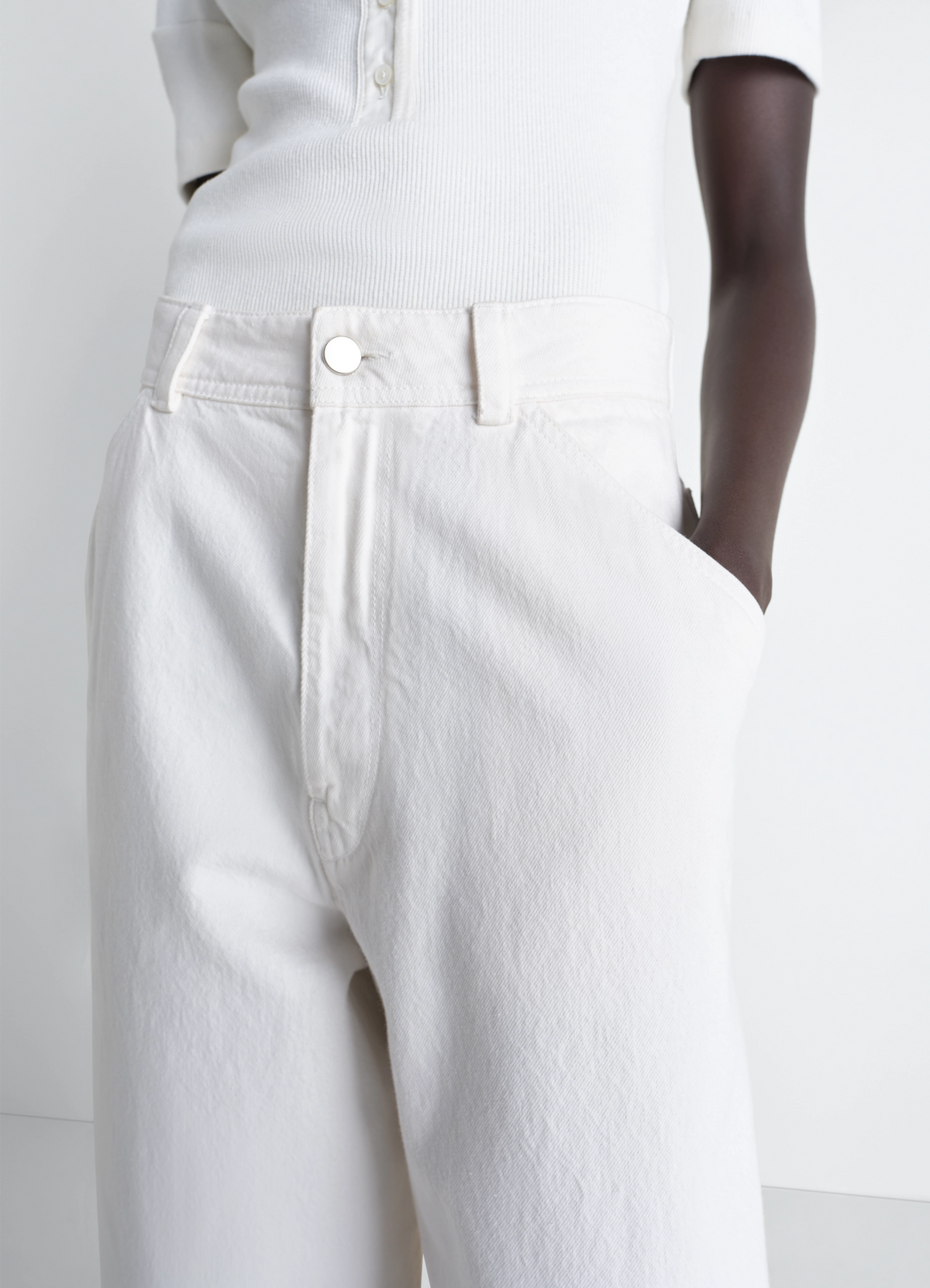 Lemaire Large Pants in Bleached Denim, model shot, Front view Wide leg