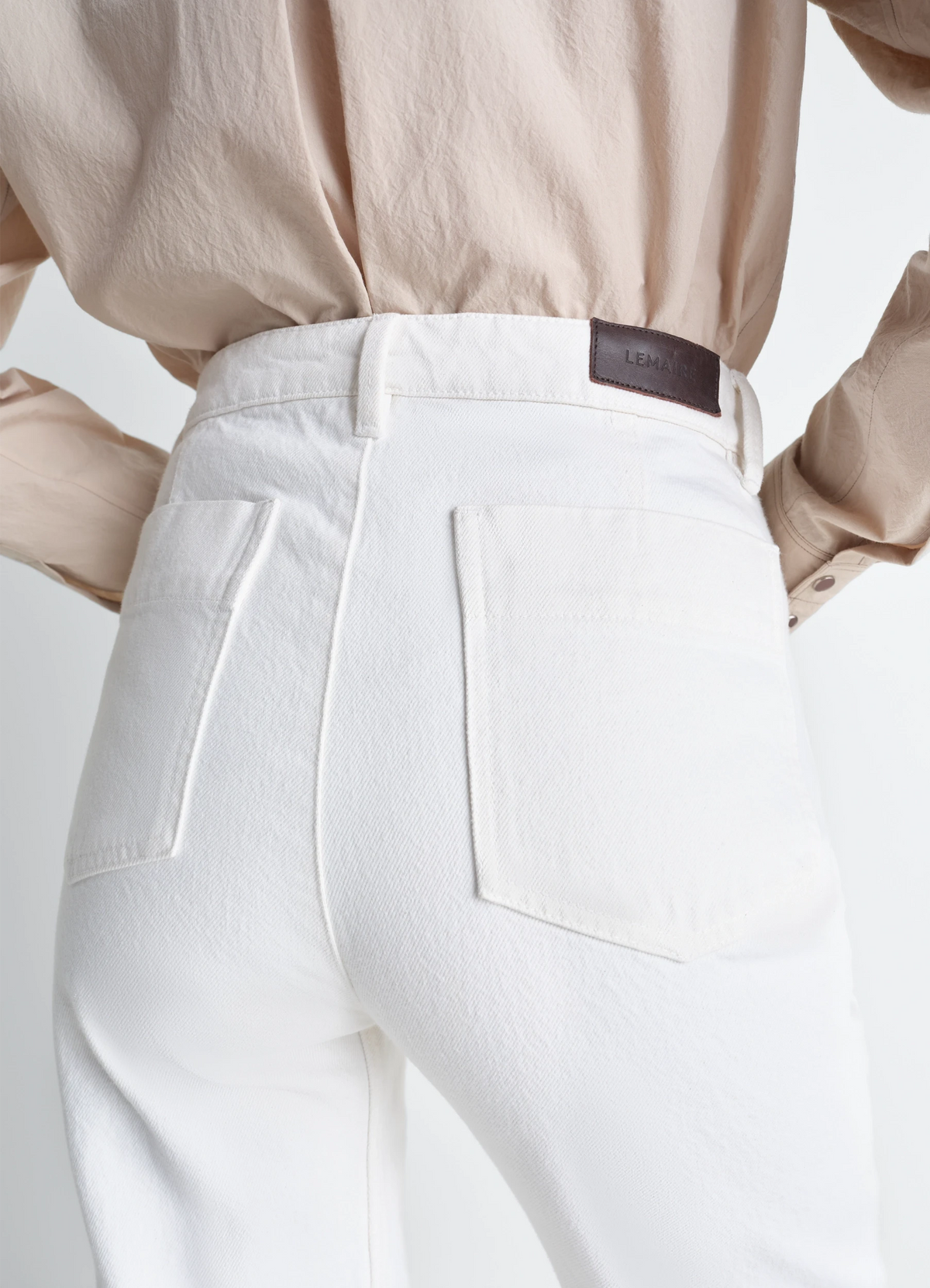 FIVE POCKETS TWISTED PANTS IN DENIM - Milk - Bleached Heavy Denim