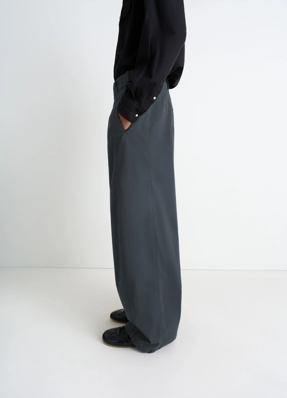 Maxi Utility Pants in Garment Dyed Compact Cotton Twill, model shot, profile view relaxed fit with pockets
