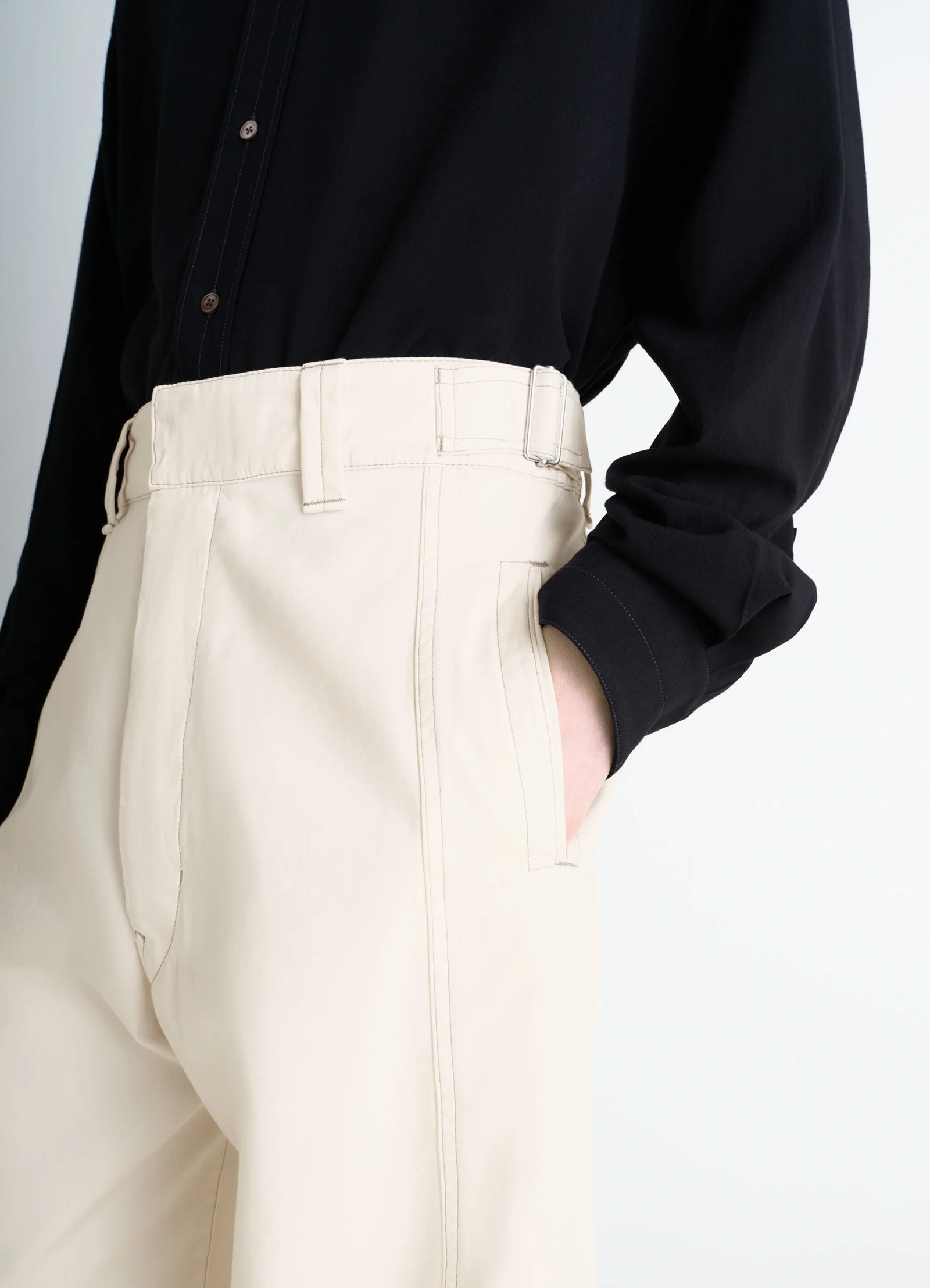 Maxi utility pants in garment dyed compact cotton twill, model shot, three-quarter view high waist with belt loop