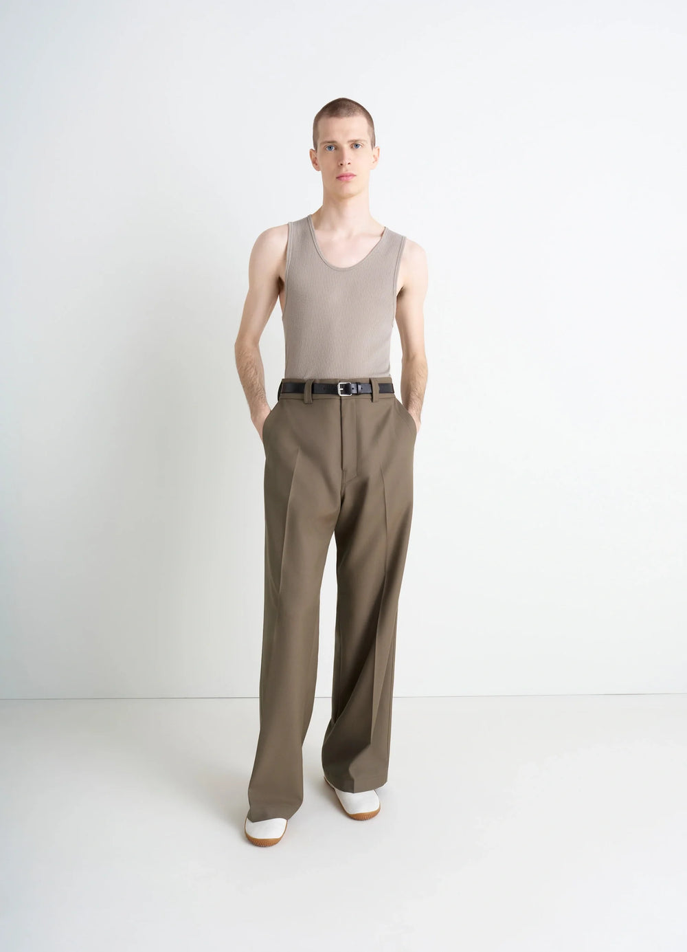 Straight Tailored Pants in Wool-blend in Twill Weave, model shot, Front view Pleated wide leg