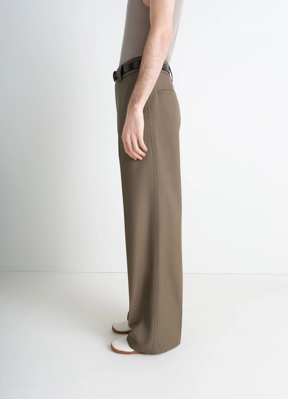 Straight Tailored Pants in Wool-blend in Twill Weave, model shot, rear side view straight cut with belt