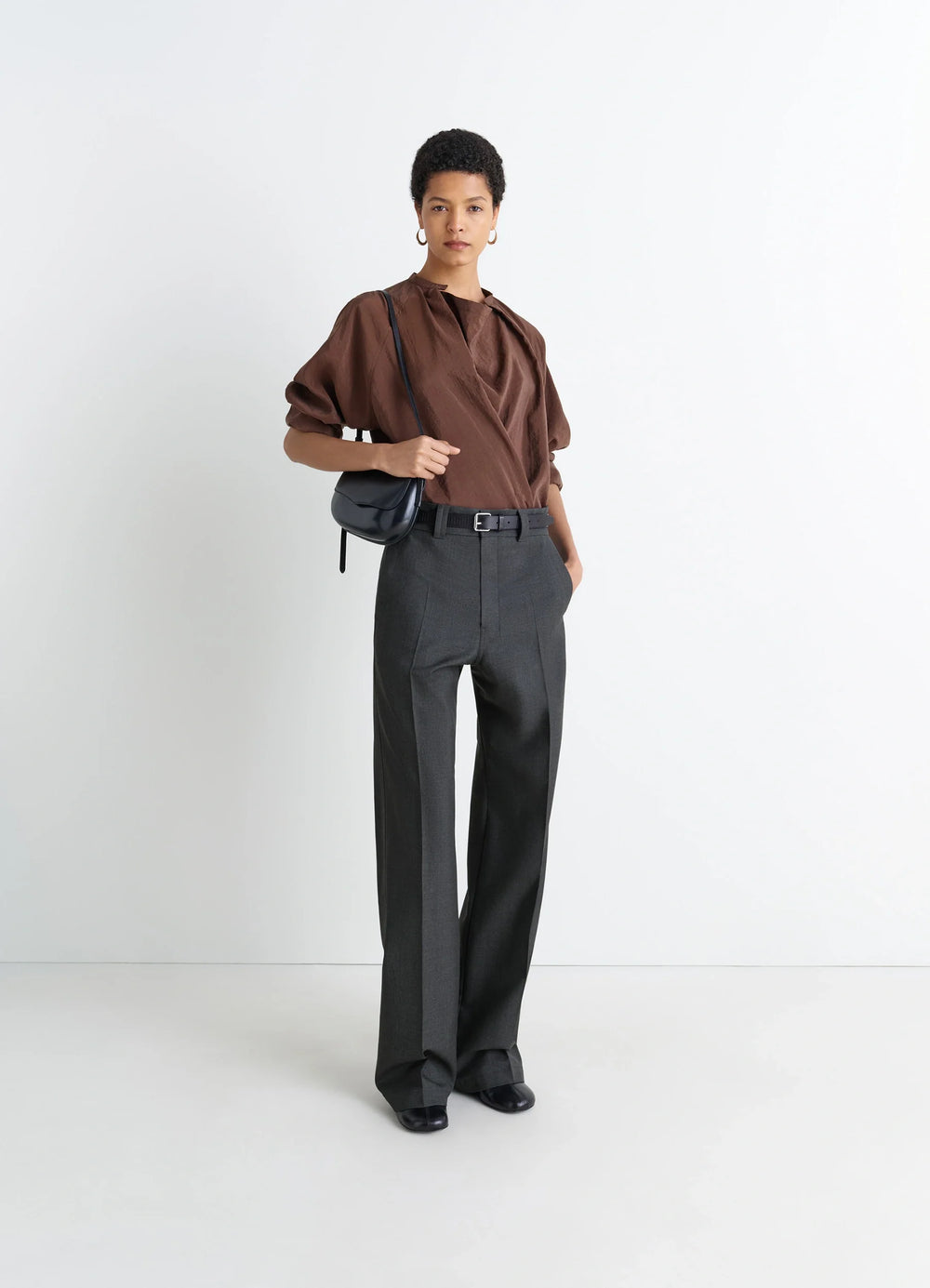 Straight Tailored Pants in Grey Wool-Blend, model shot, Front view Wide leg, tailored fit