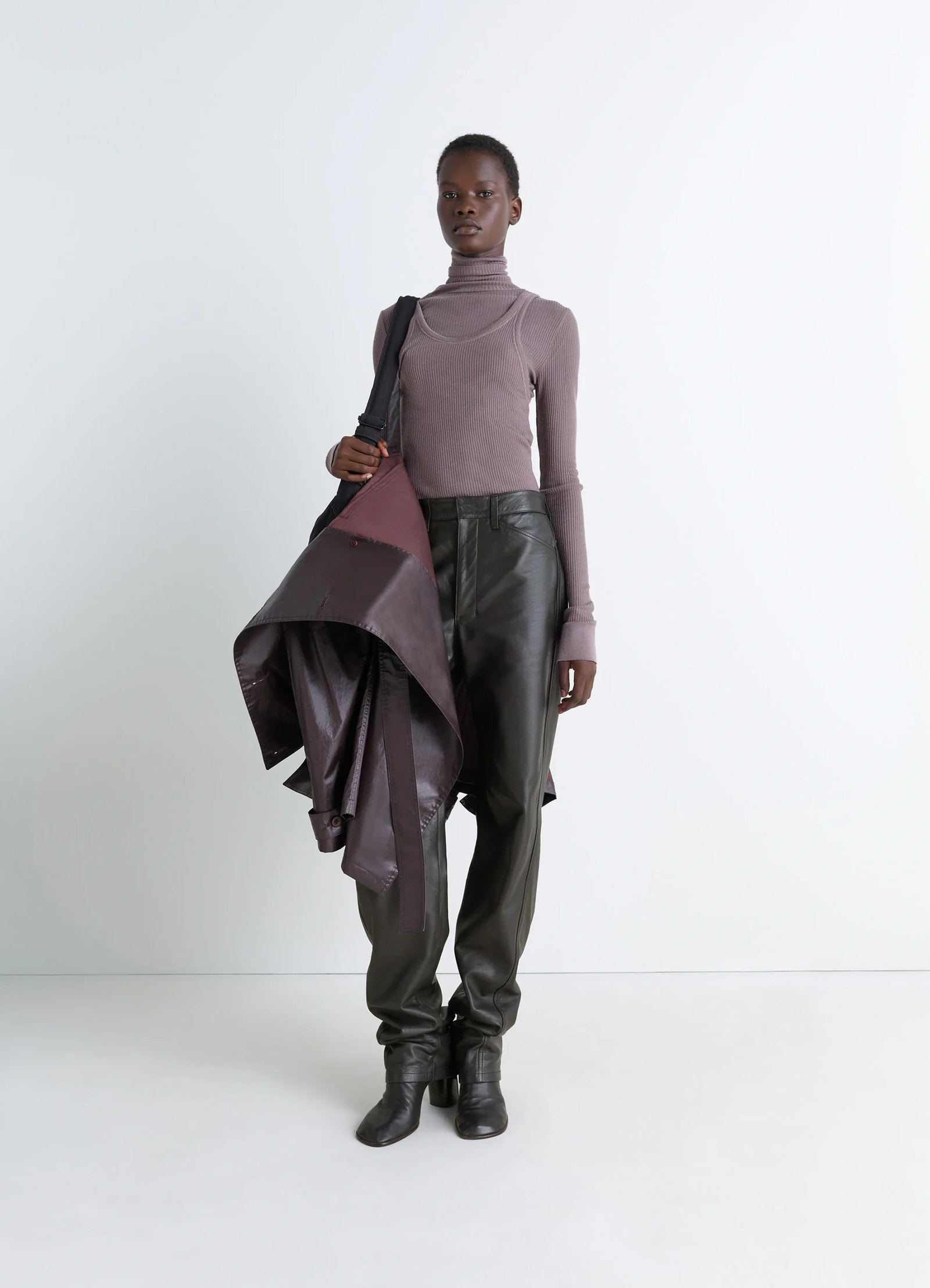 Lemaire leather five pockets twiste in nappa cow leather, model shot, front view rounded leg shape