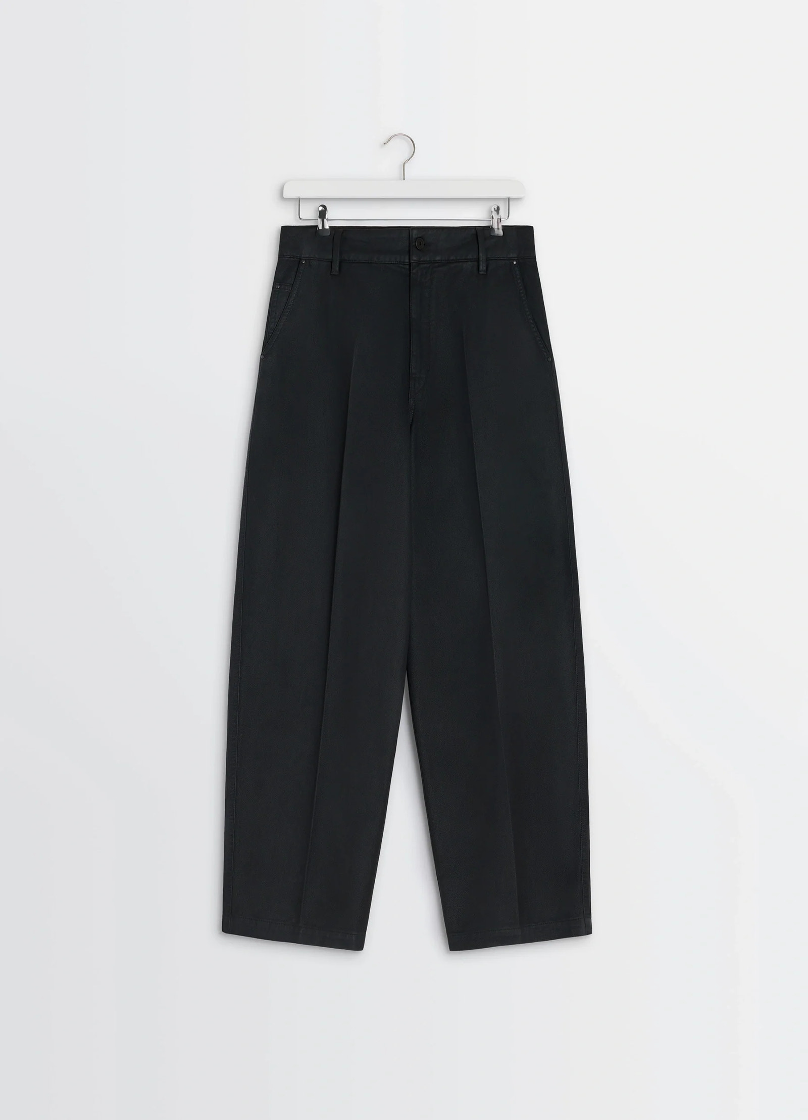 Lemaire maxi barrel workwear pants in glossy coated denim, product shot, hanging display shot pleated front design
