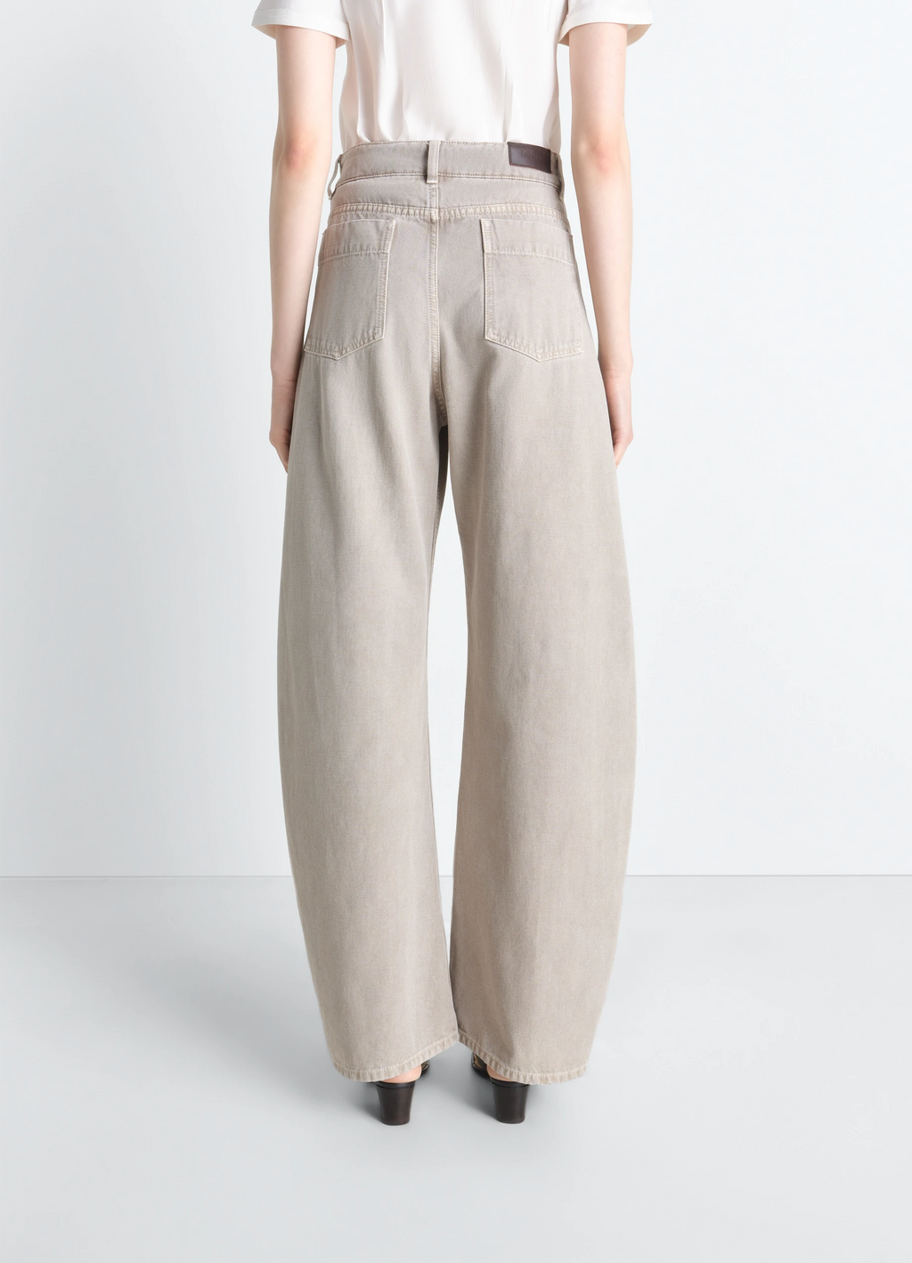 High waisted curved pants in broken twill