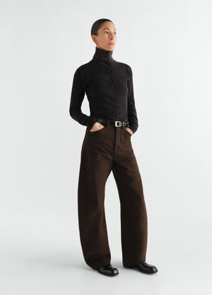 High waisted curved pants in dyed heavy broken twill