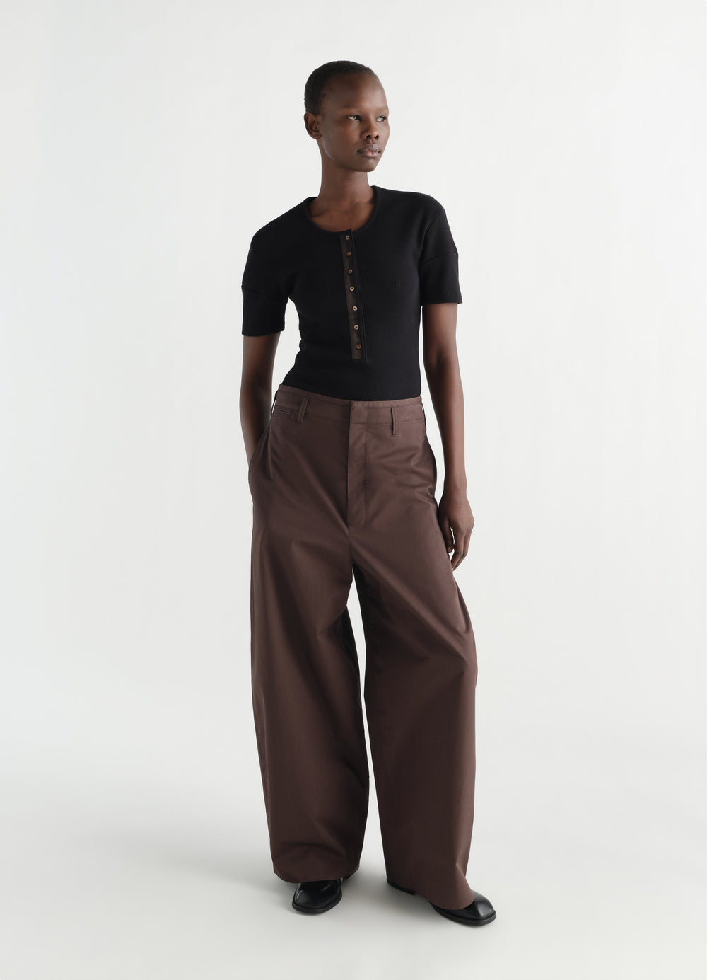 Lemaire Large Chino in Brown Cotton Twill, model shot, Front view Oversized wide leg