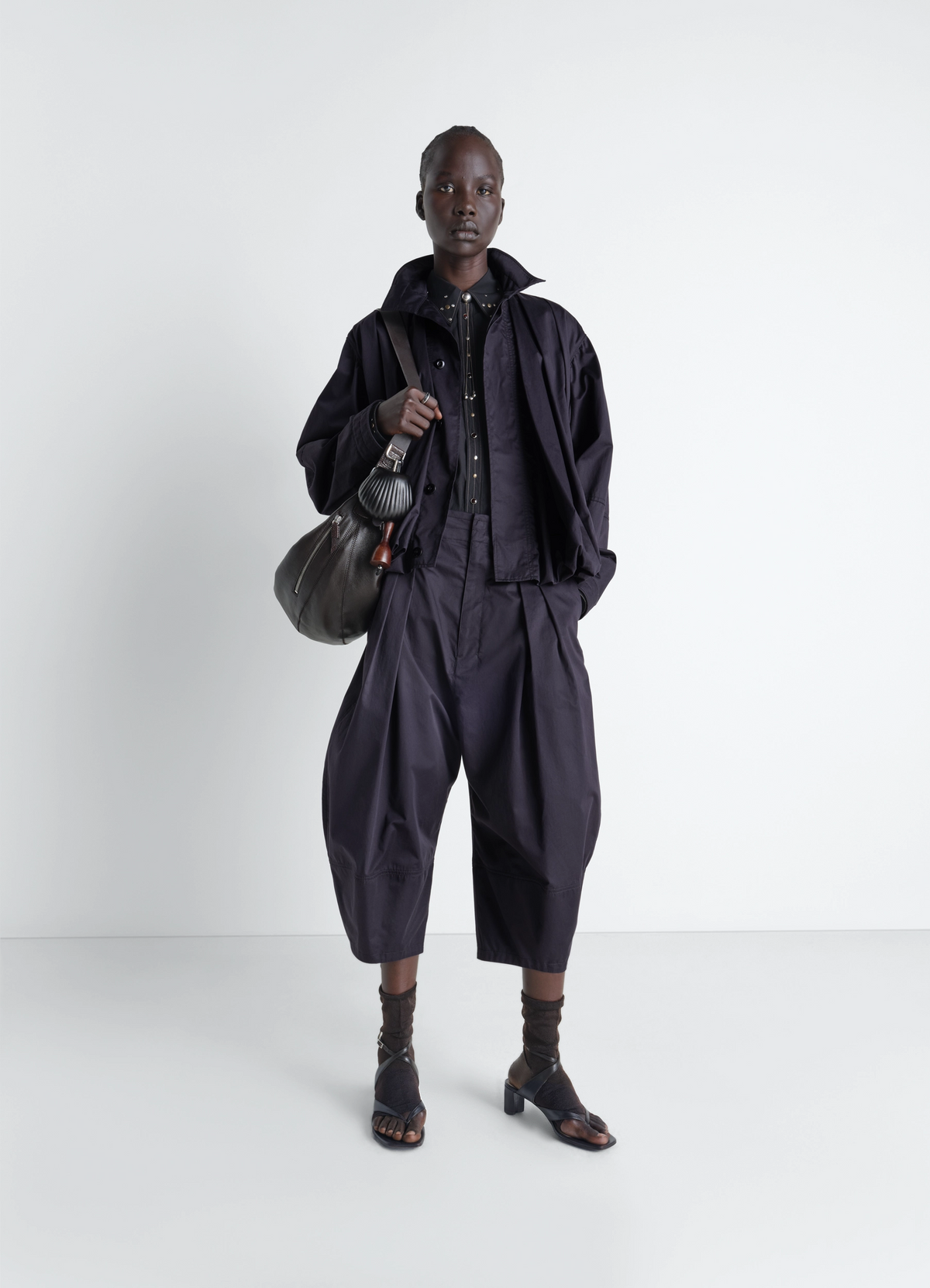 VOLUME BERMUDAS IN COTTON SATIN