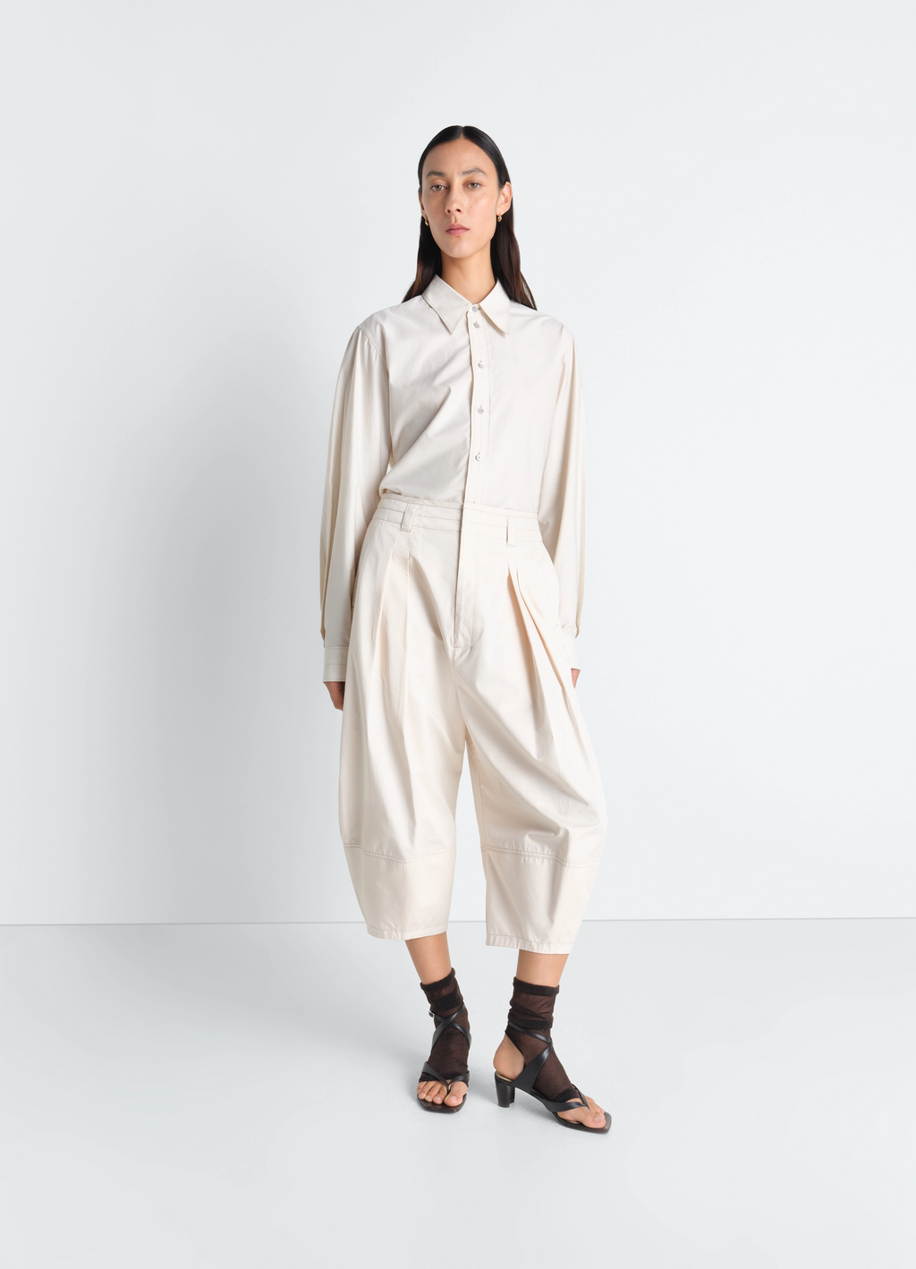 Volume bermudas in cotton satin