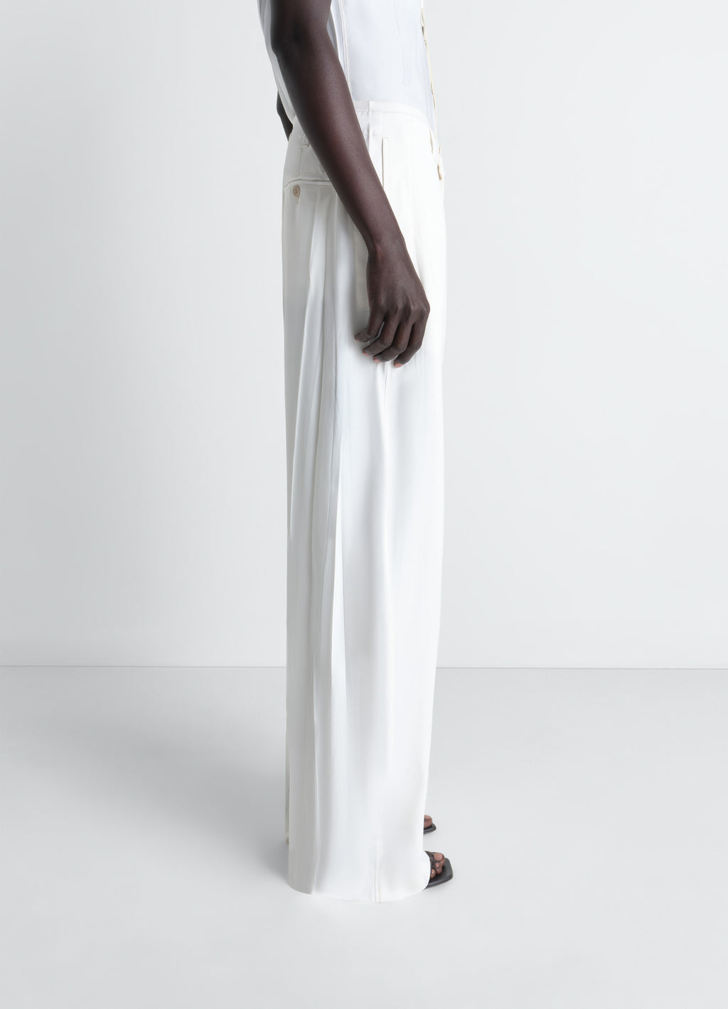 Creased soft pants in poly viscose twill