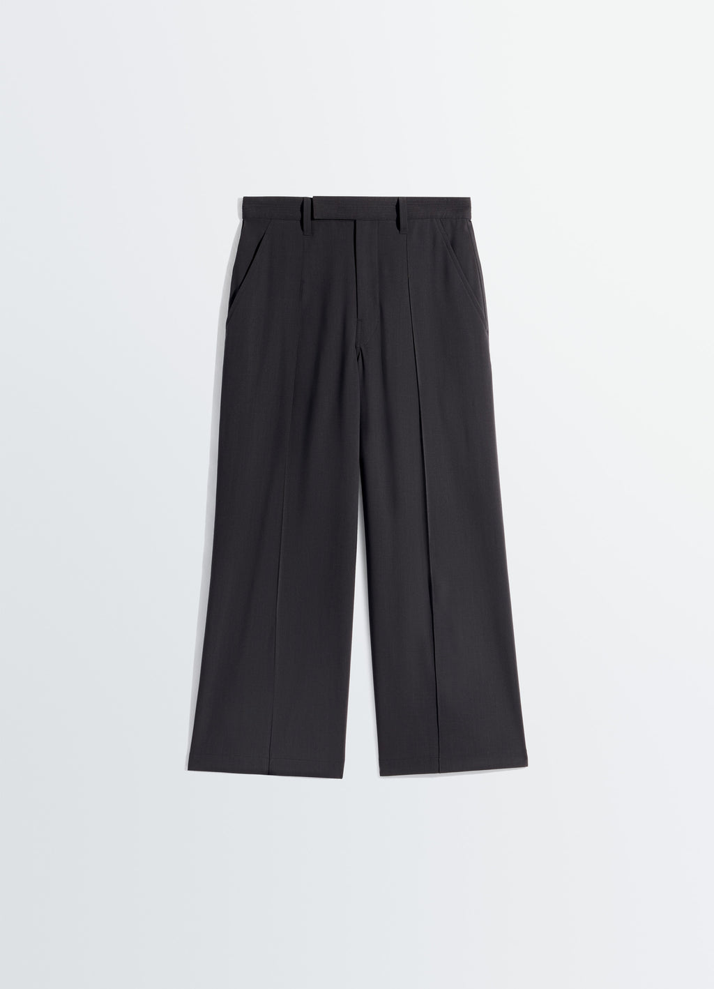 Single pleat pants in wool crepe