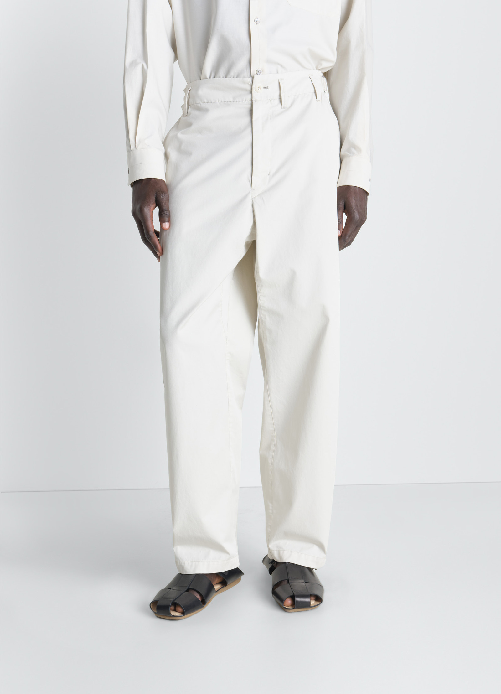 Schmal zulaufende arbeitshosen aus baumwollköper